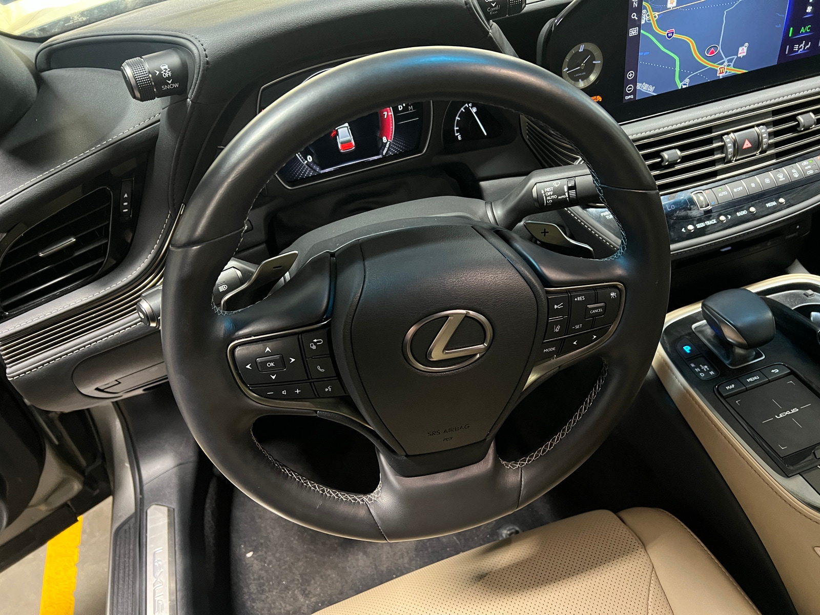 Thumbnail: 2021 Lexus LS - 4