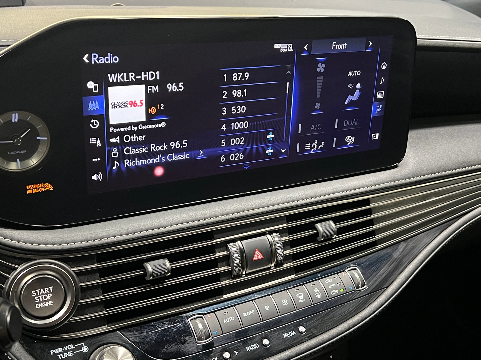 Thumbnail: 2021 Lexus LS - 3