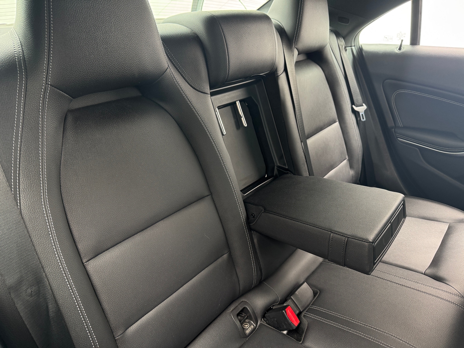 Thumbnail: 2018 Mercedes-Benz CLA - 5