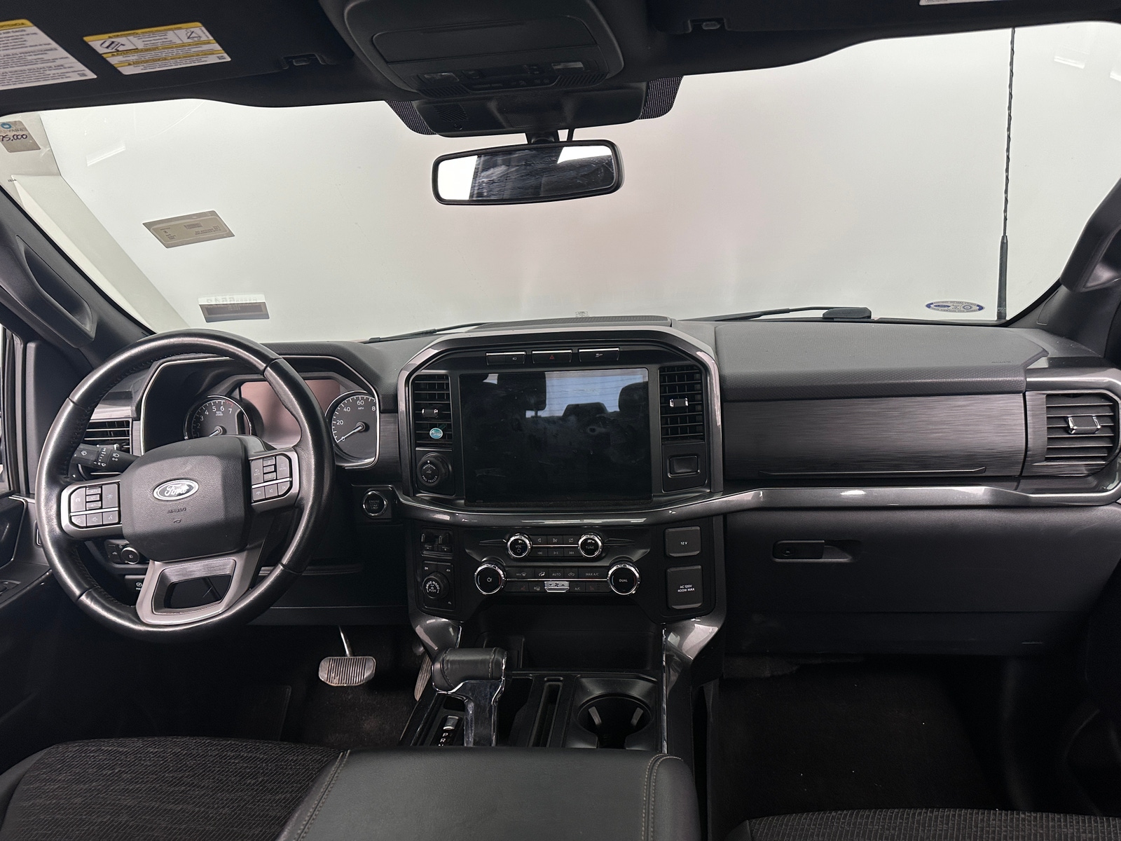 Thumbnail: 2022 Ford Econoline - 3