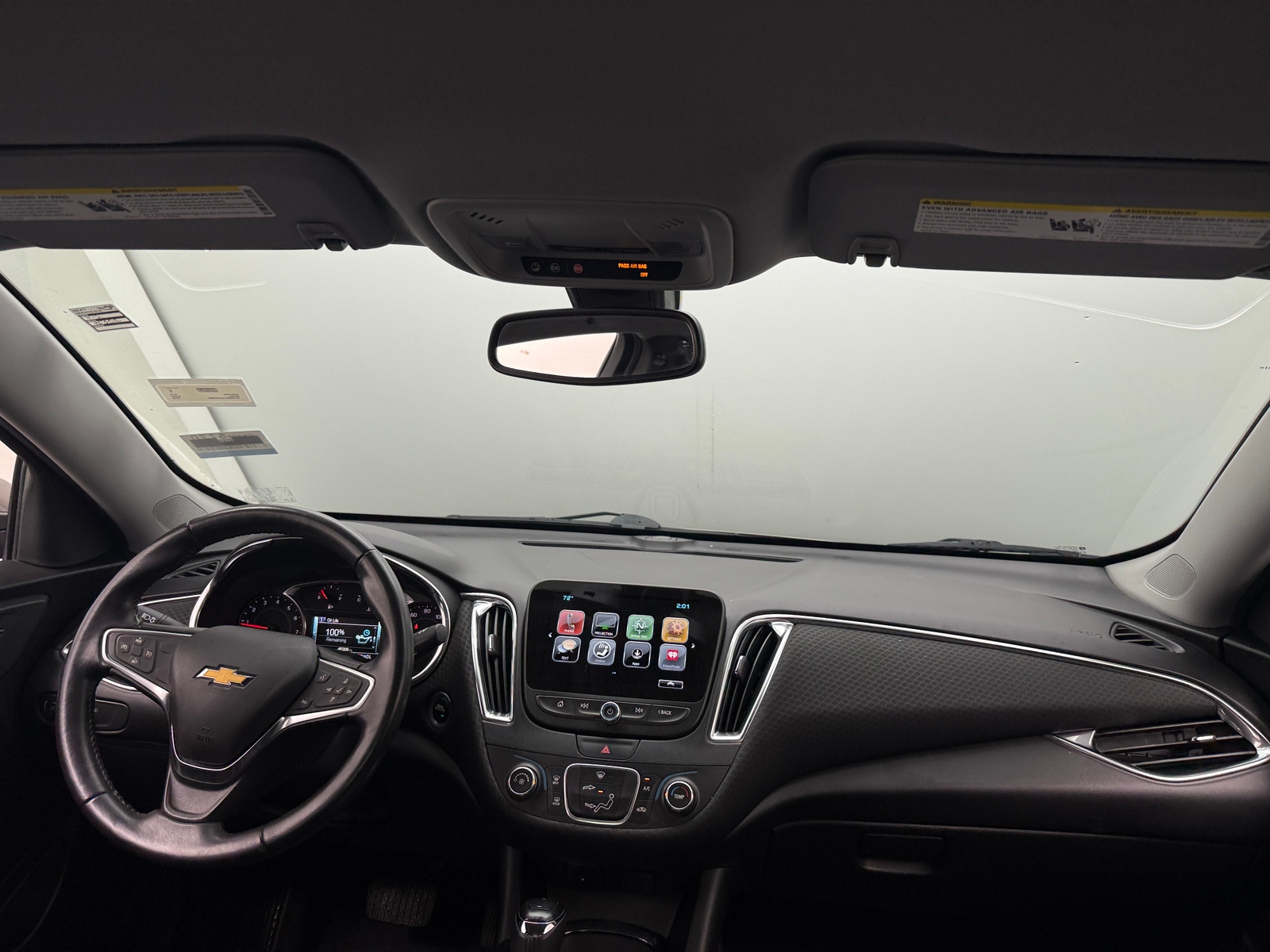 Thumbnail: 2018 Chevrolet Malibu - 3