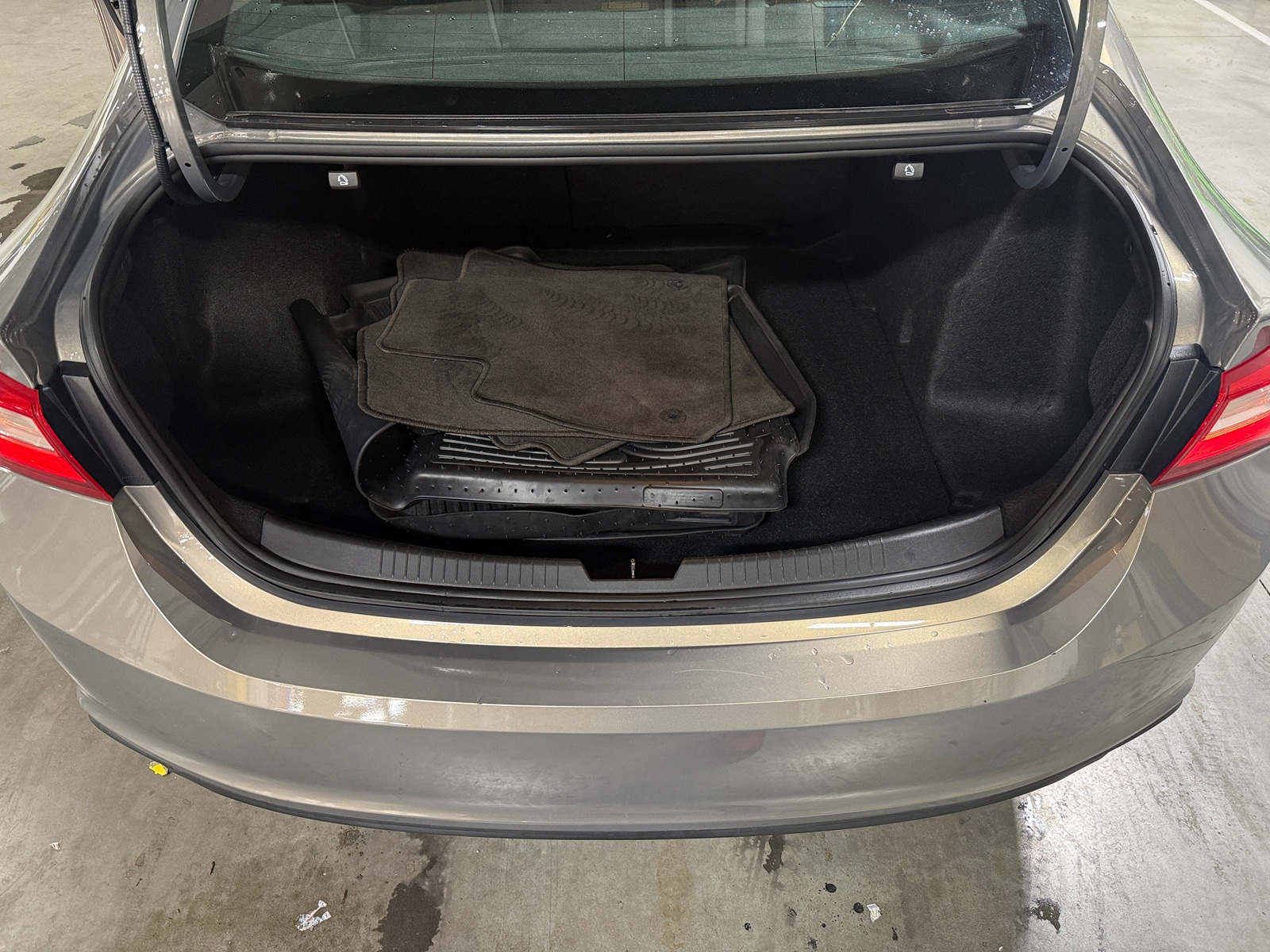 Thumbnail: 2018 Chevrolet Malibu - 7