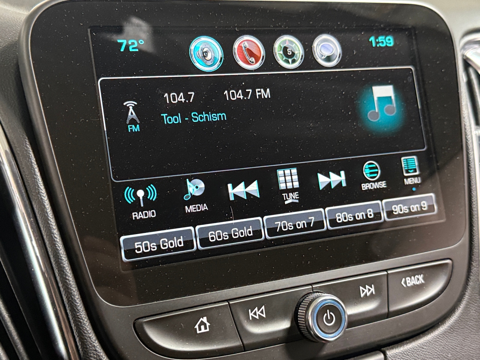 Thumbnail: 2018 Chevrolet Malibu - 4