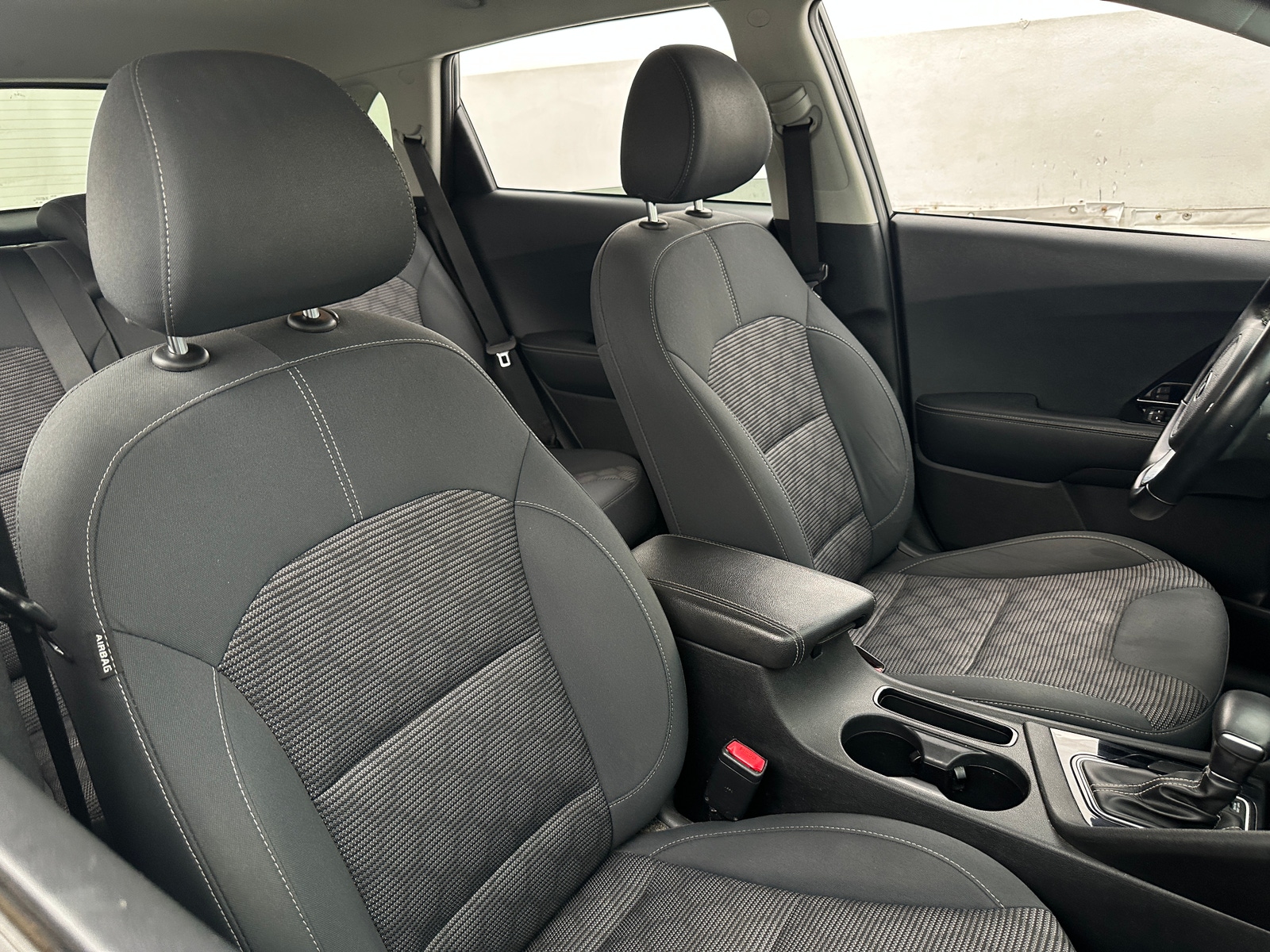 Thumbnail: 2021 Kia Niro - 2