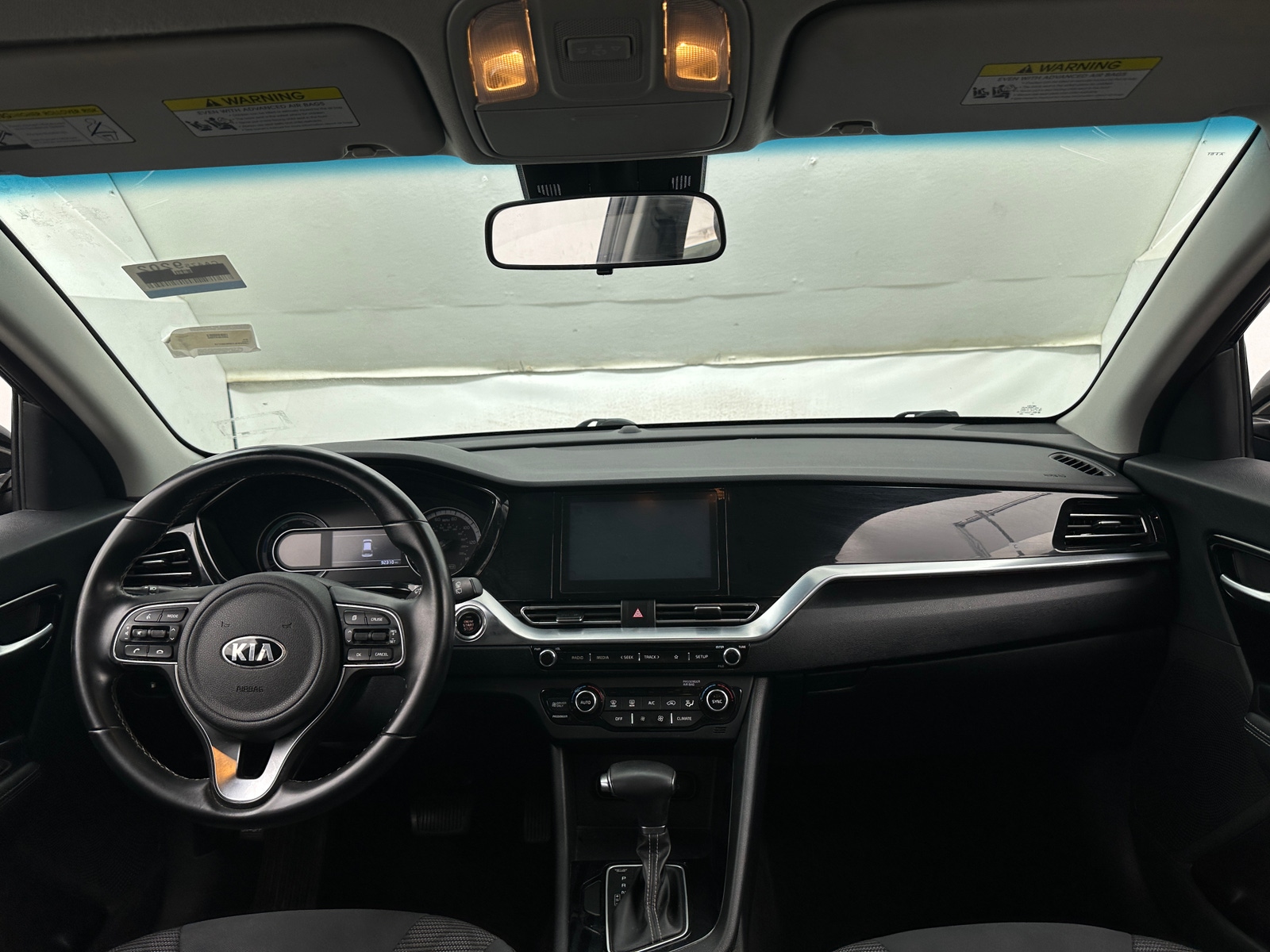 Thumbnail: 2021 Kia Niro - 3