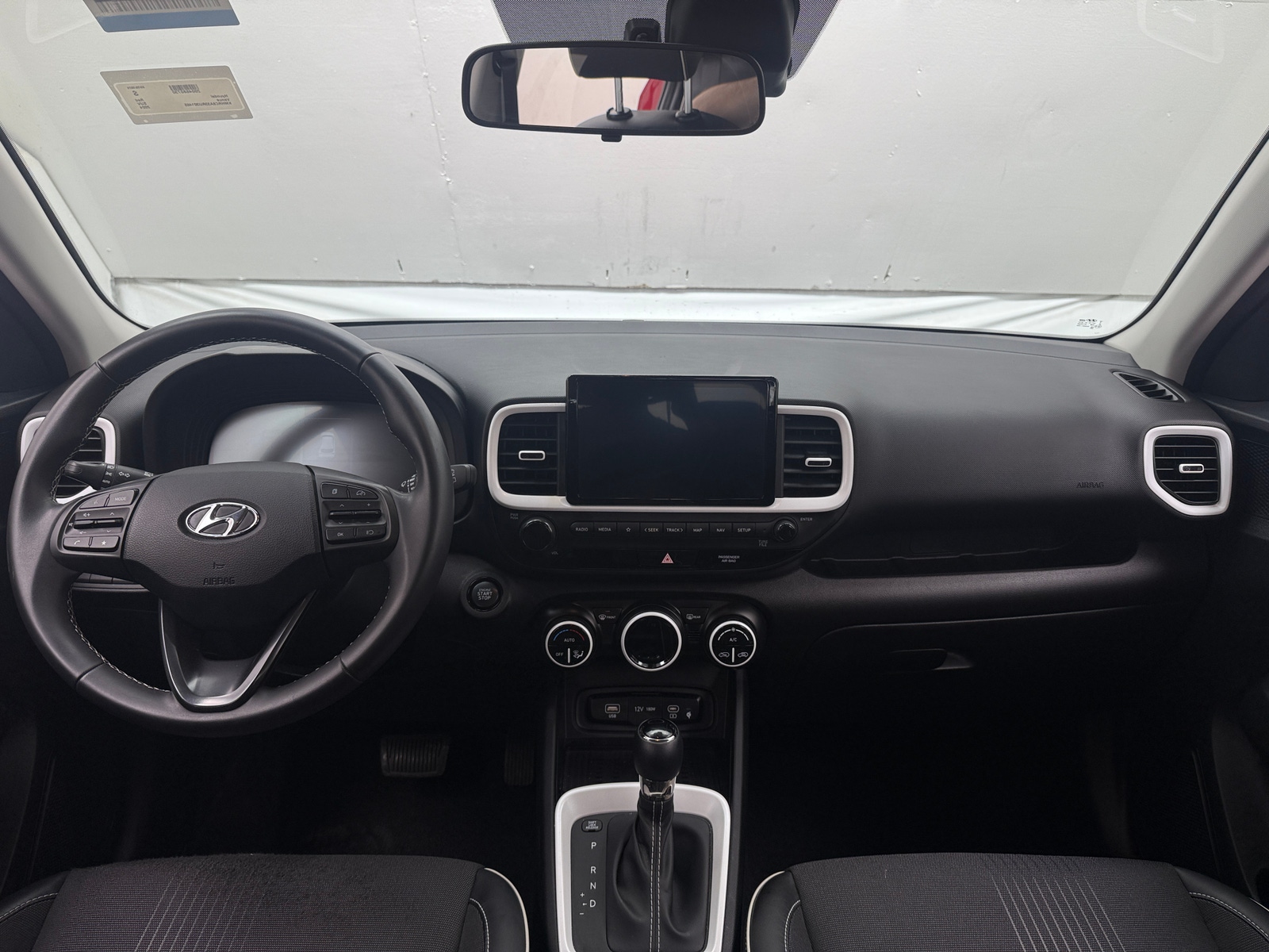 Thumbnail: 2024 Hyundai Venue - 2