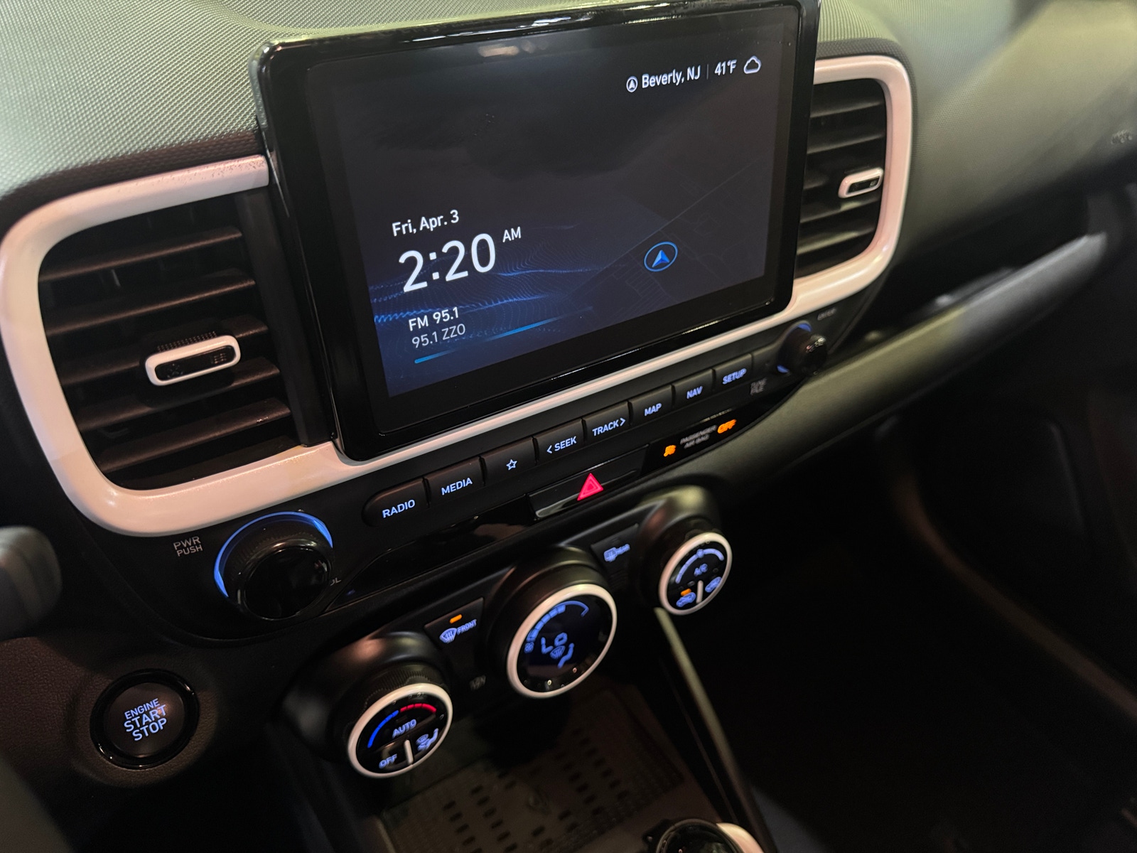 Thumbnail: 2024 Hyundai Venue - 3