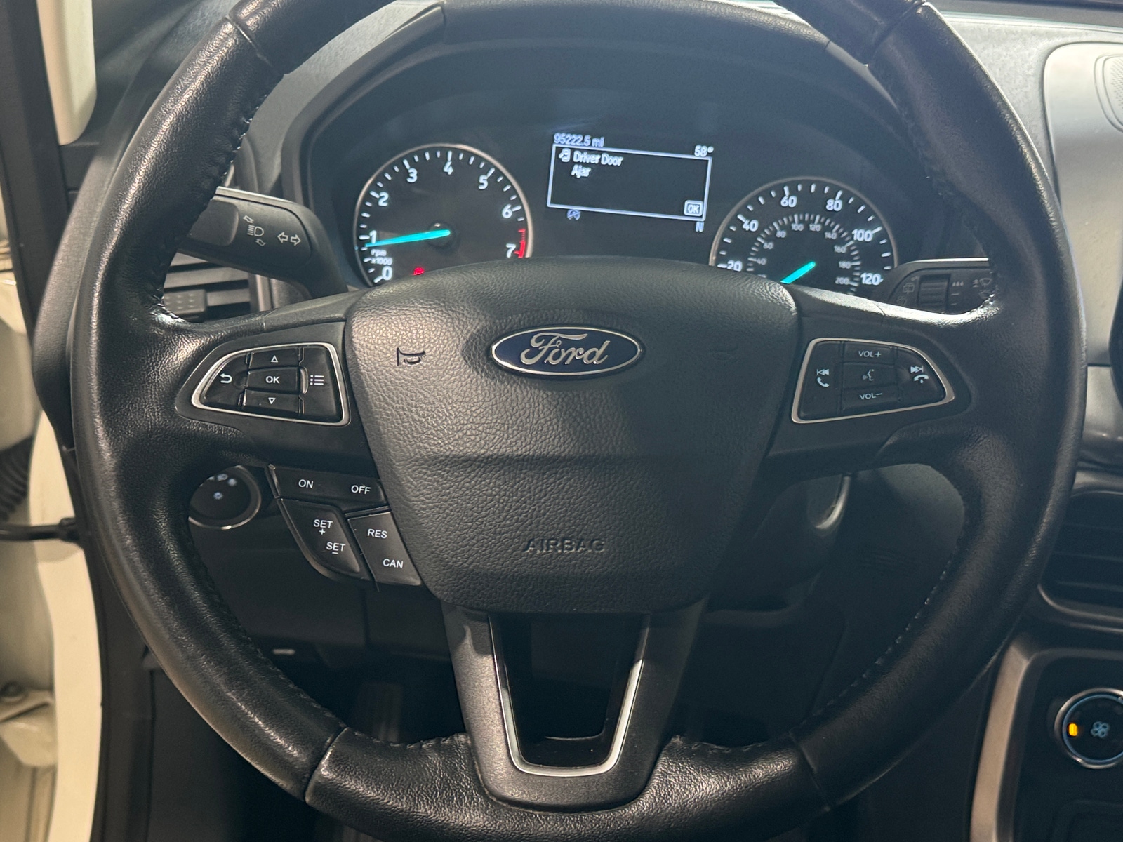 Thumbnail: 2019 Ford EcoSport - 5
