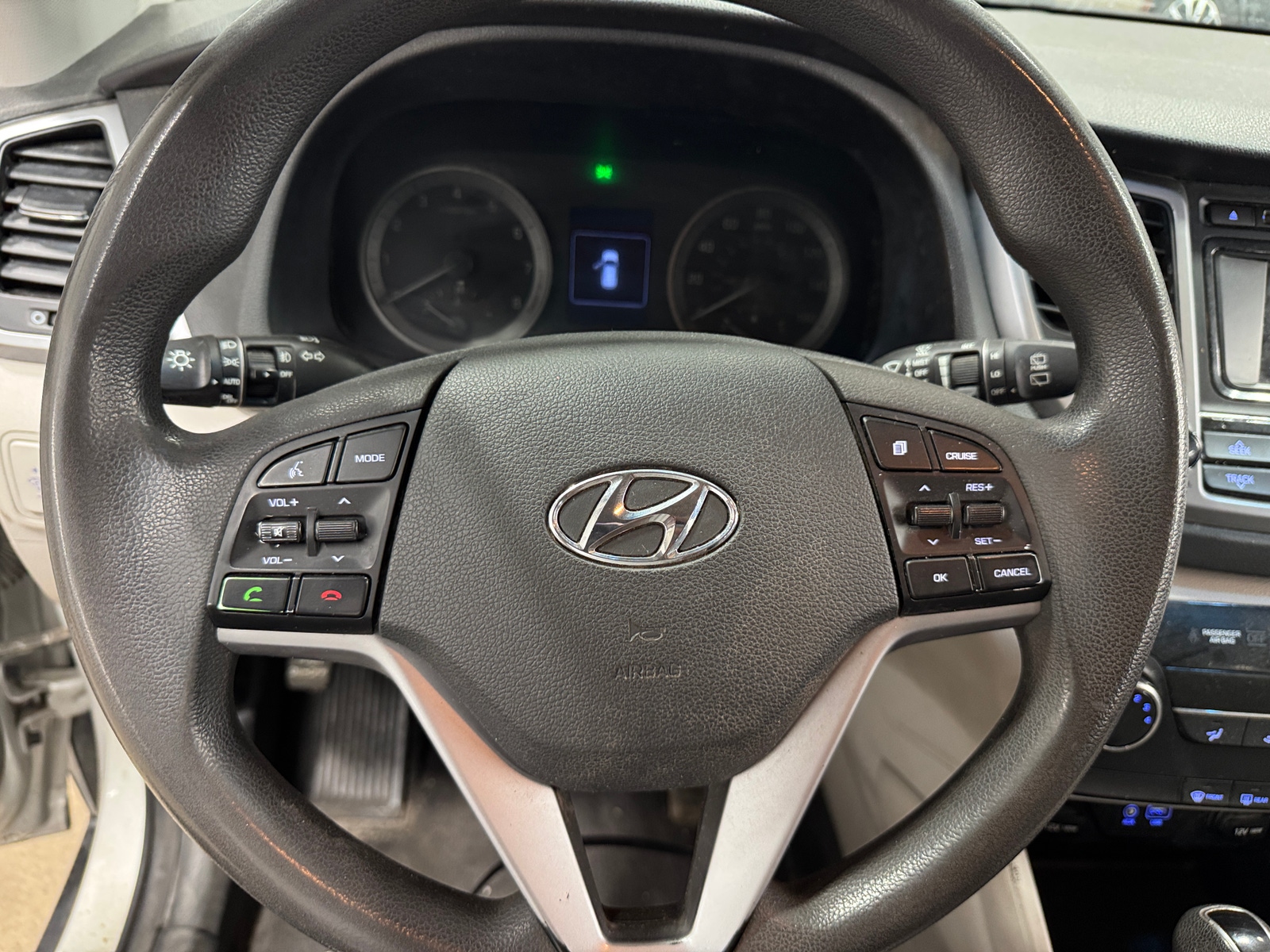 Thumbnail: 2017 Hyundai Tucson - 5