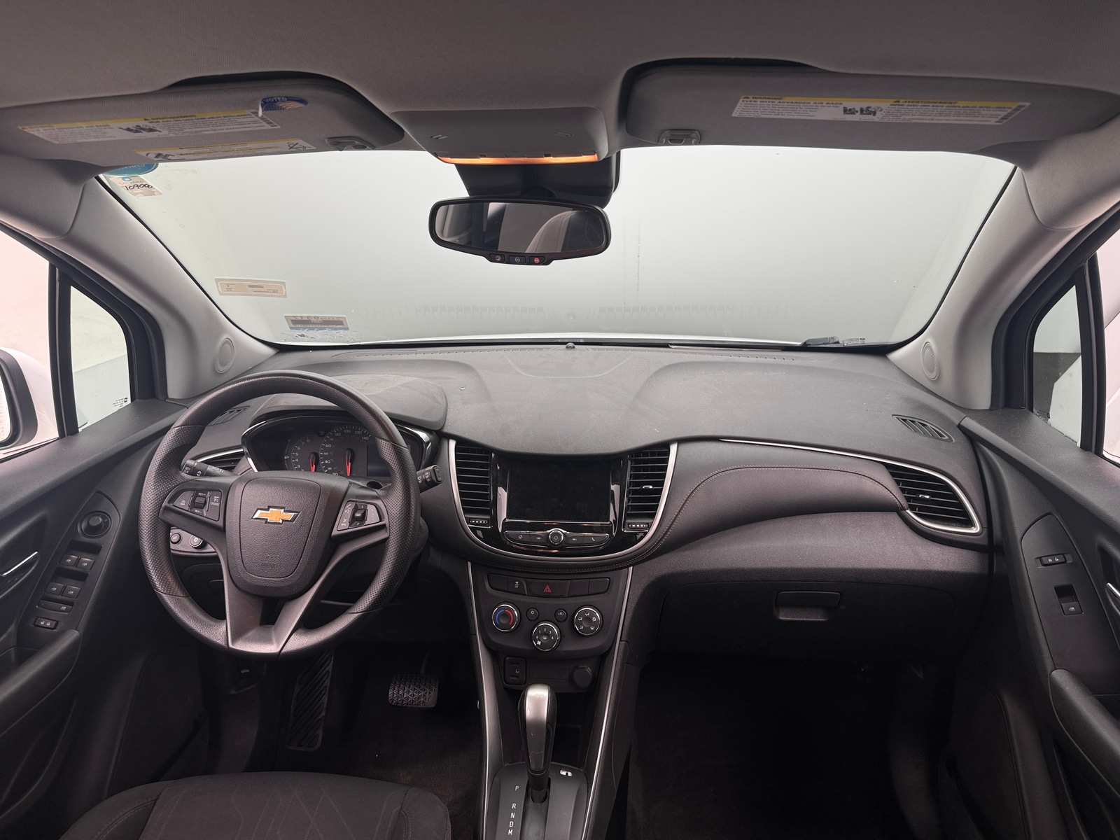 Thumbnail: 2018 Chevrolet Trax - 3