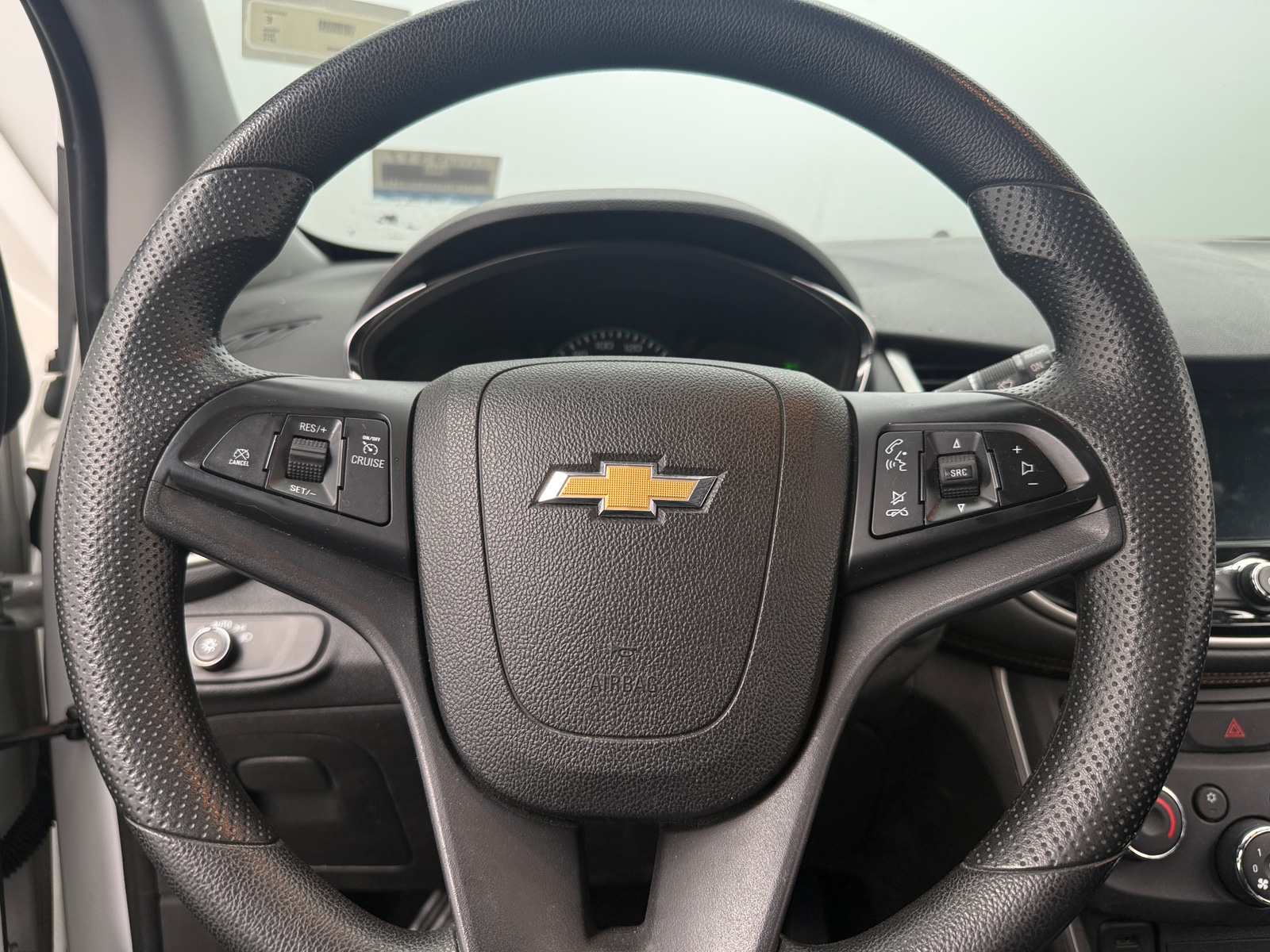 Thumbnail: 2018 Chevrolet Trax - 5