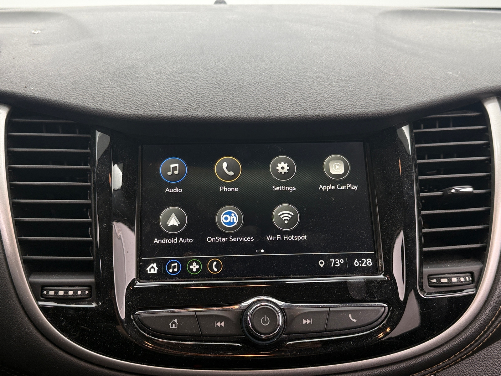 Thumbnail: 2018 Chevrolet Trax - 4