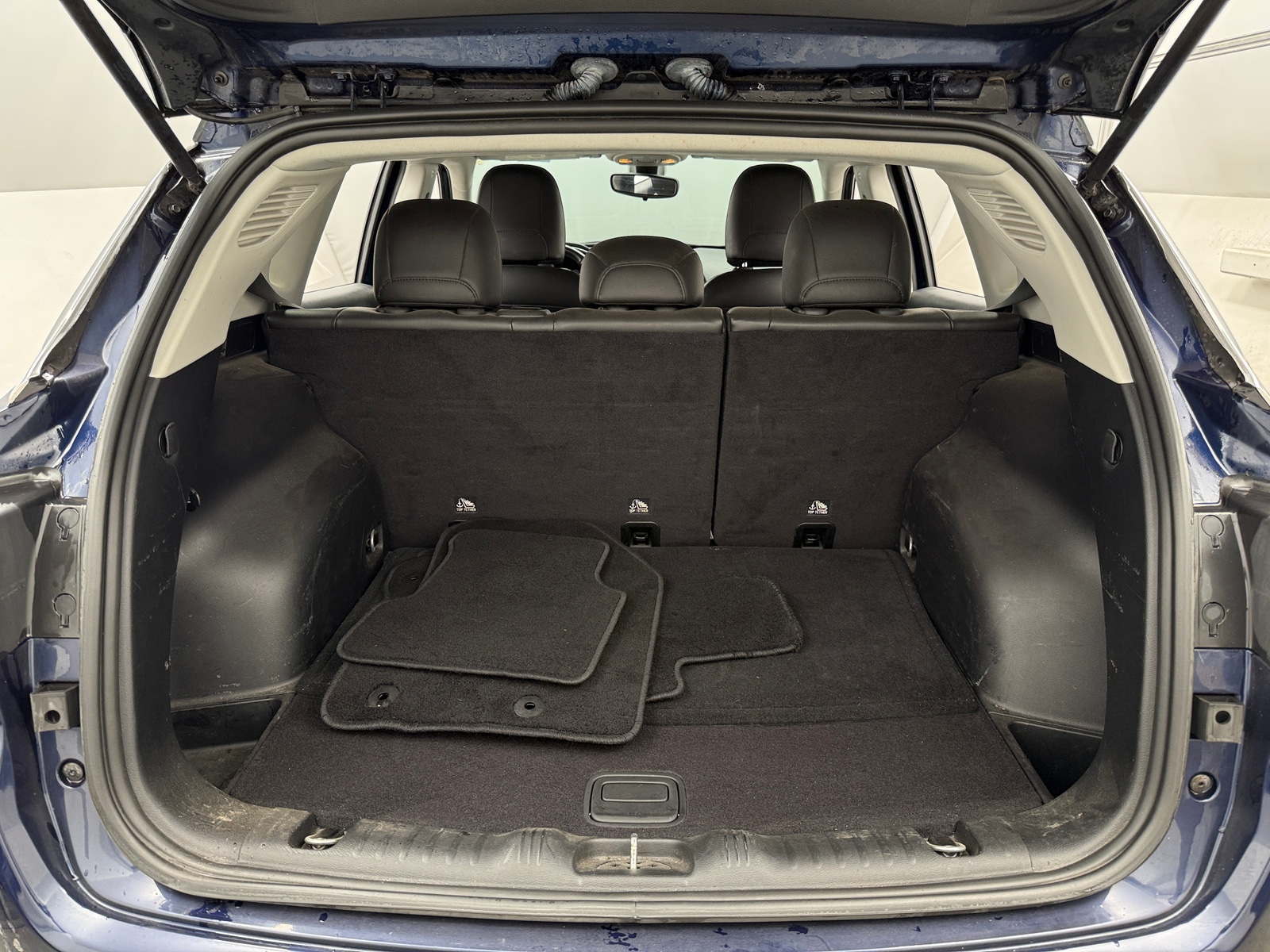 Thumbnail: 2019 Jeep Compass - 6