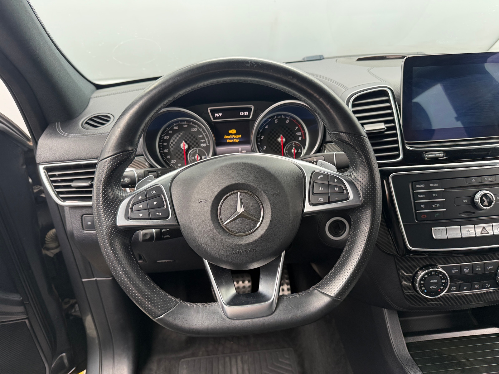 Thumbnail: 2017 Mercedes-Benz GLE - 4