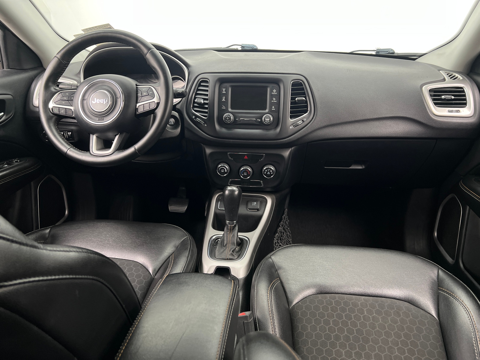 Thumbnail: 2018 Jeep Compass - 3