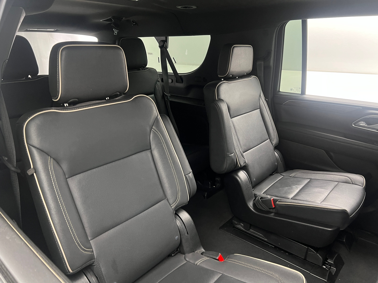 Thumbnail: 2023 Chevrolet Suburban - 5