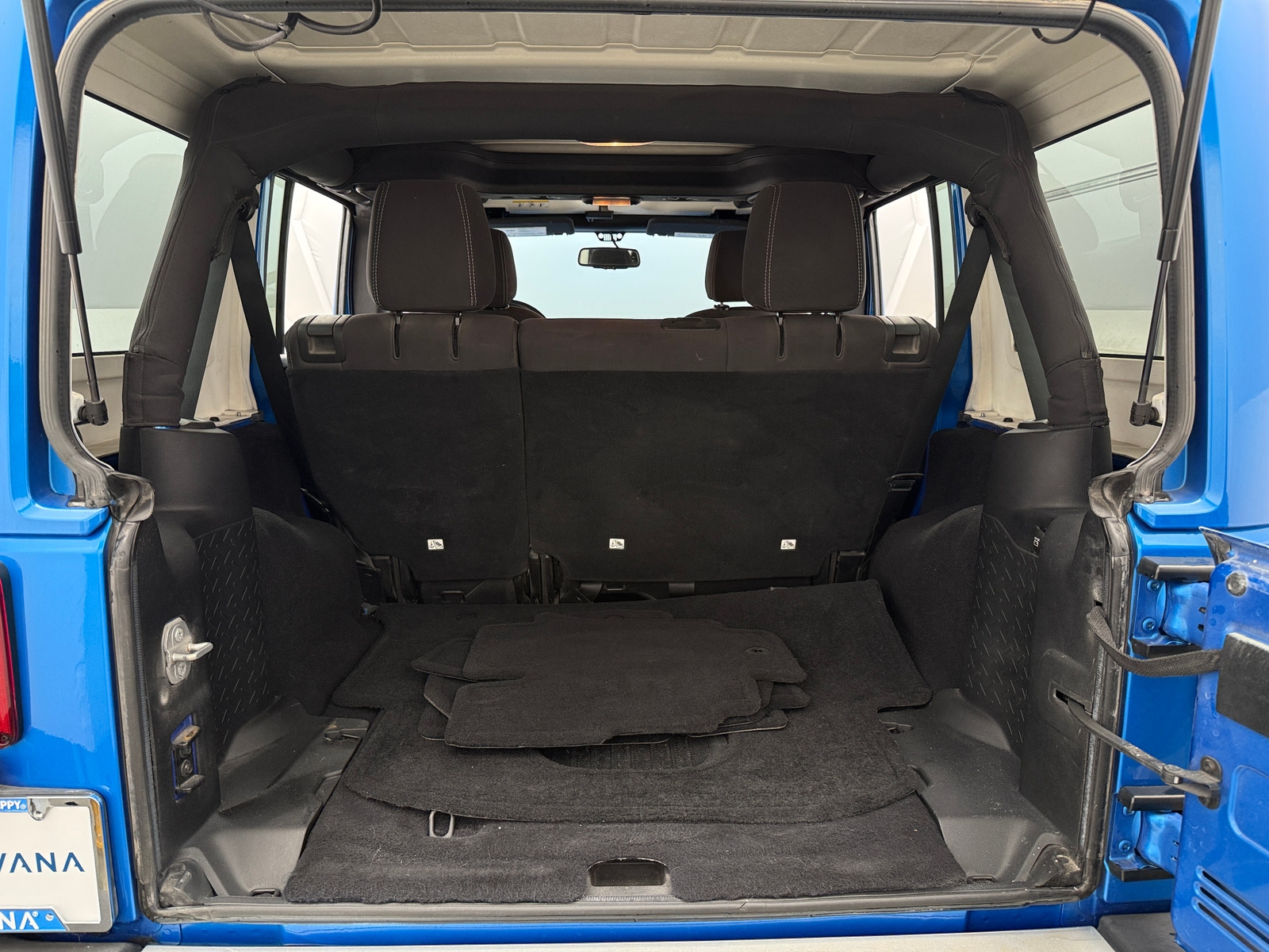 Thumbnail: 2015 Jeep Wrangler - 7