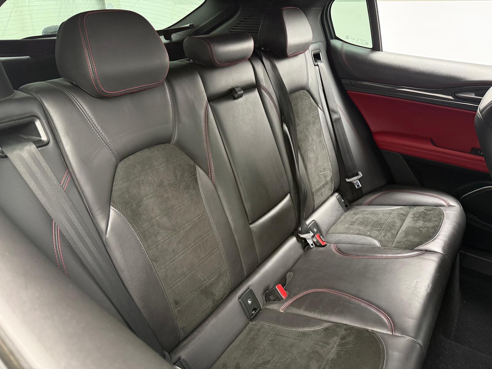 Thumbnail: 2020 Alfa Romeo Stelvio - 5