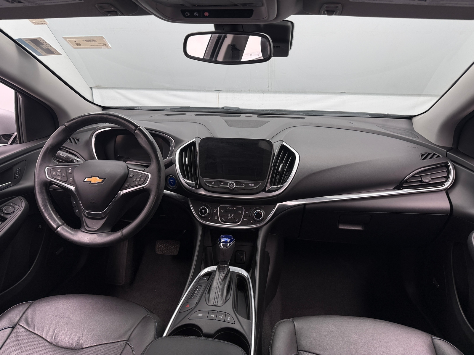 Thumbnail: 2018 Chevrolet Volt - 2