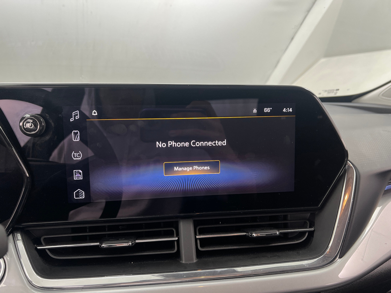 Thumbnail: 2025 Chevrolet Trax - 4