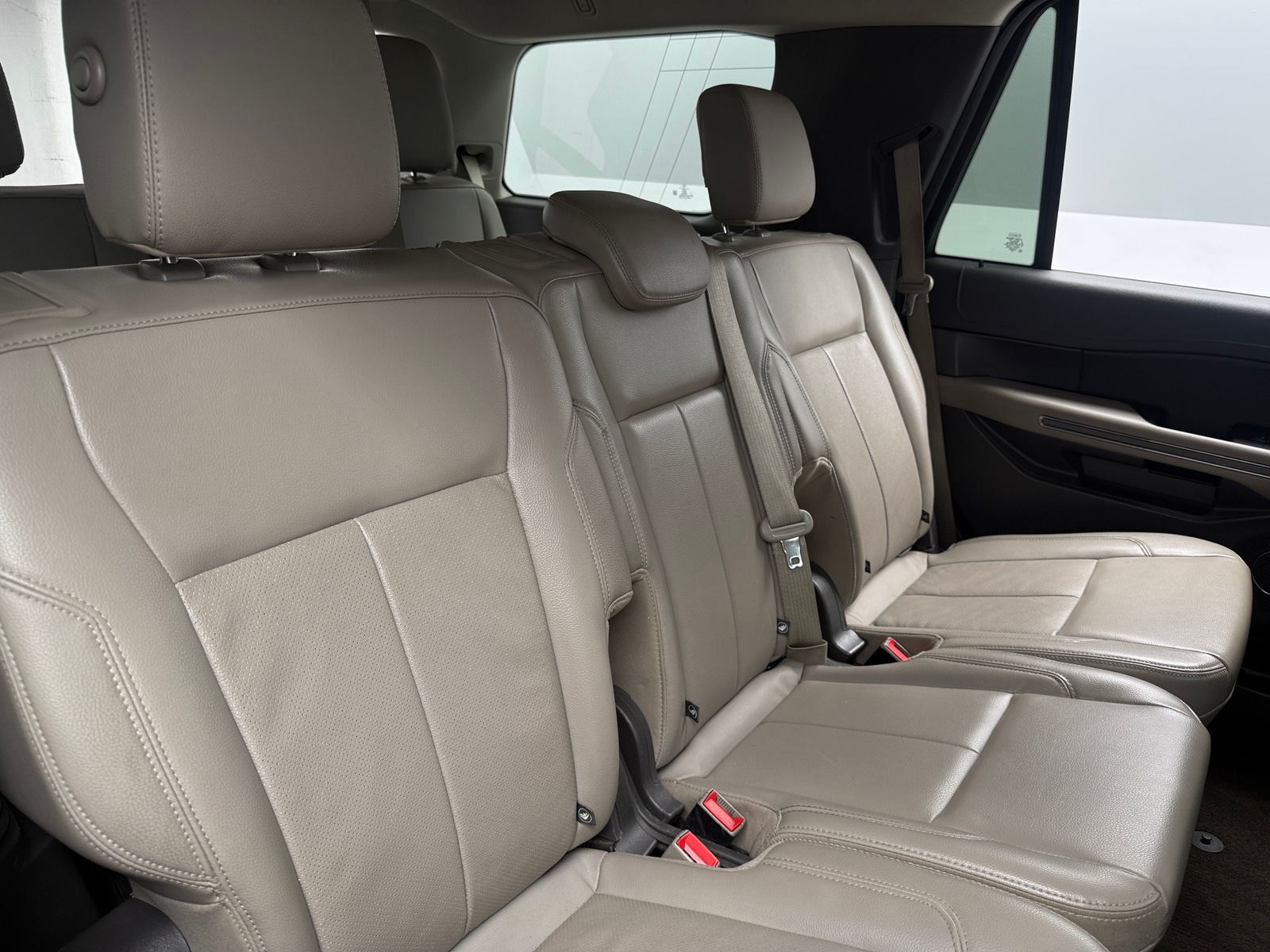 Thumbnail: 2019 Ford Expedition - 6