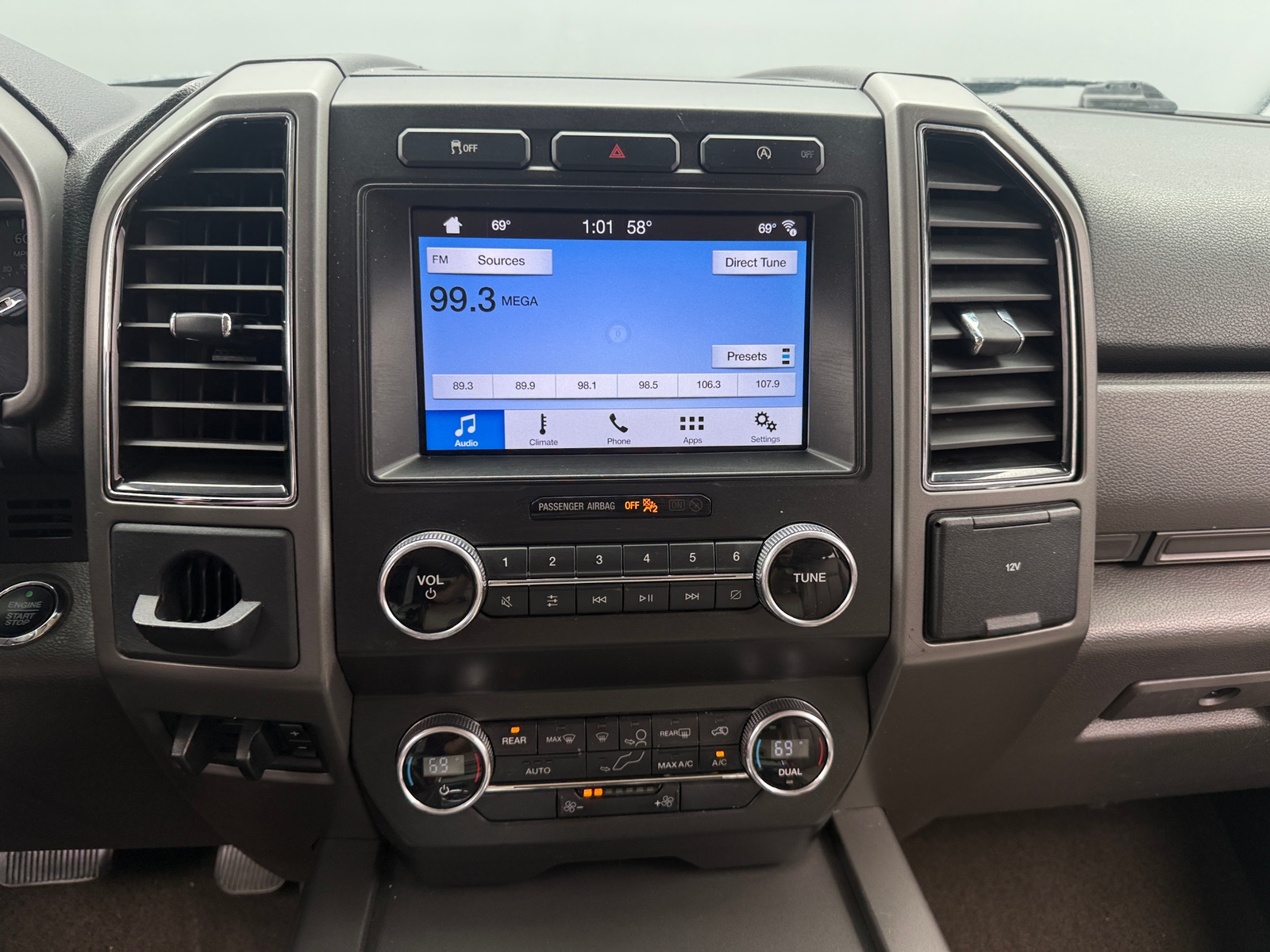 Thumbnail: 2019 Ford Expedition - 4