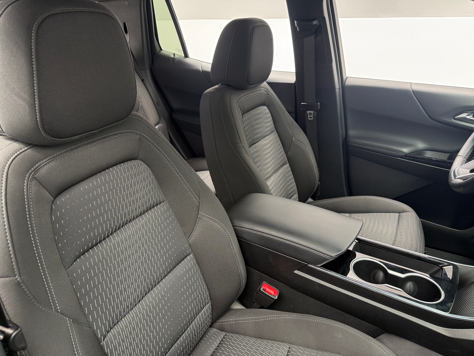 Thumbnail: 2025 Chevrolet Equinox - 2