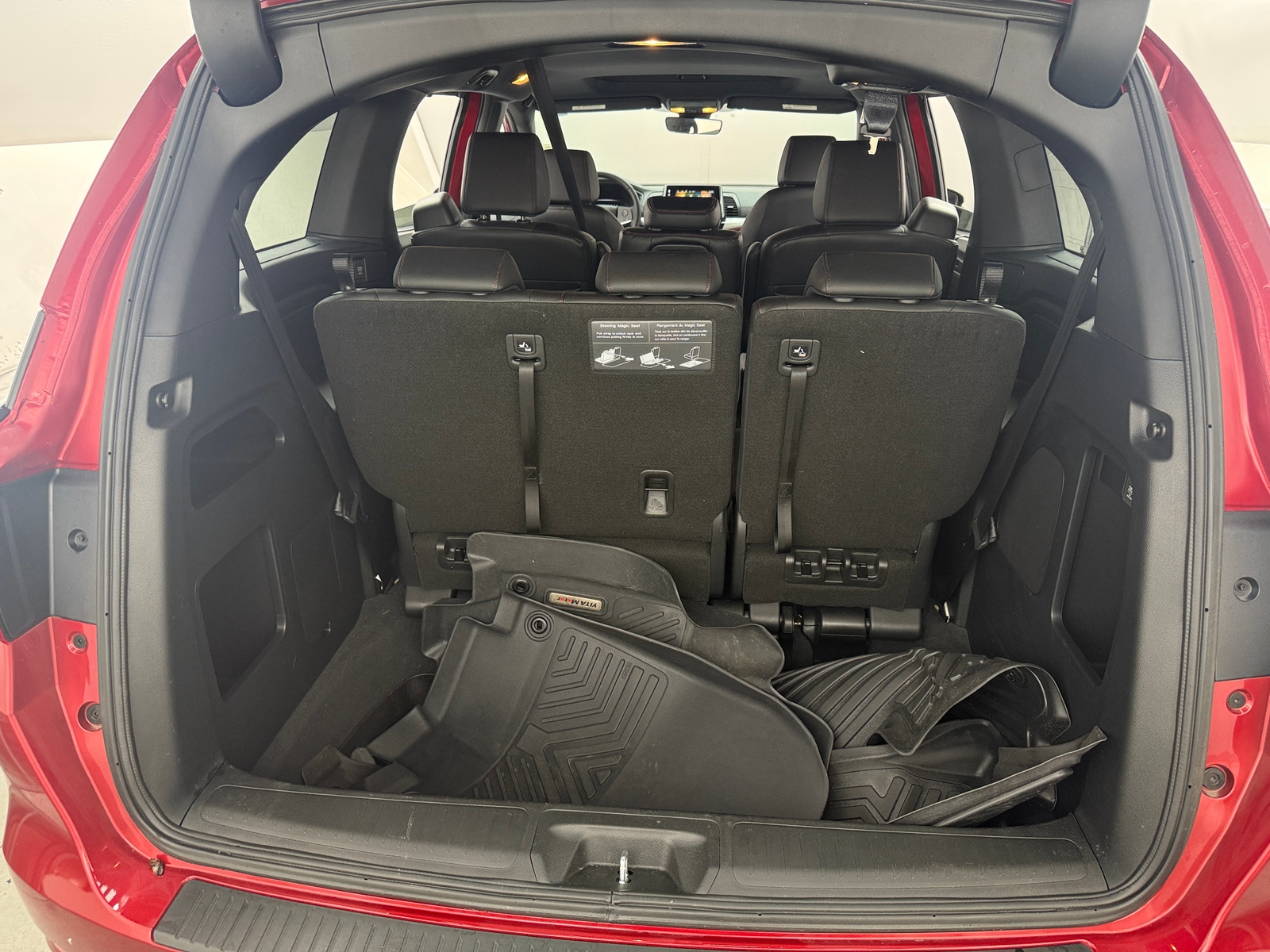 Thumbnail: 2023 Honda Odyssey - 6