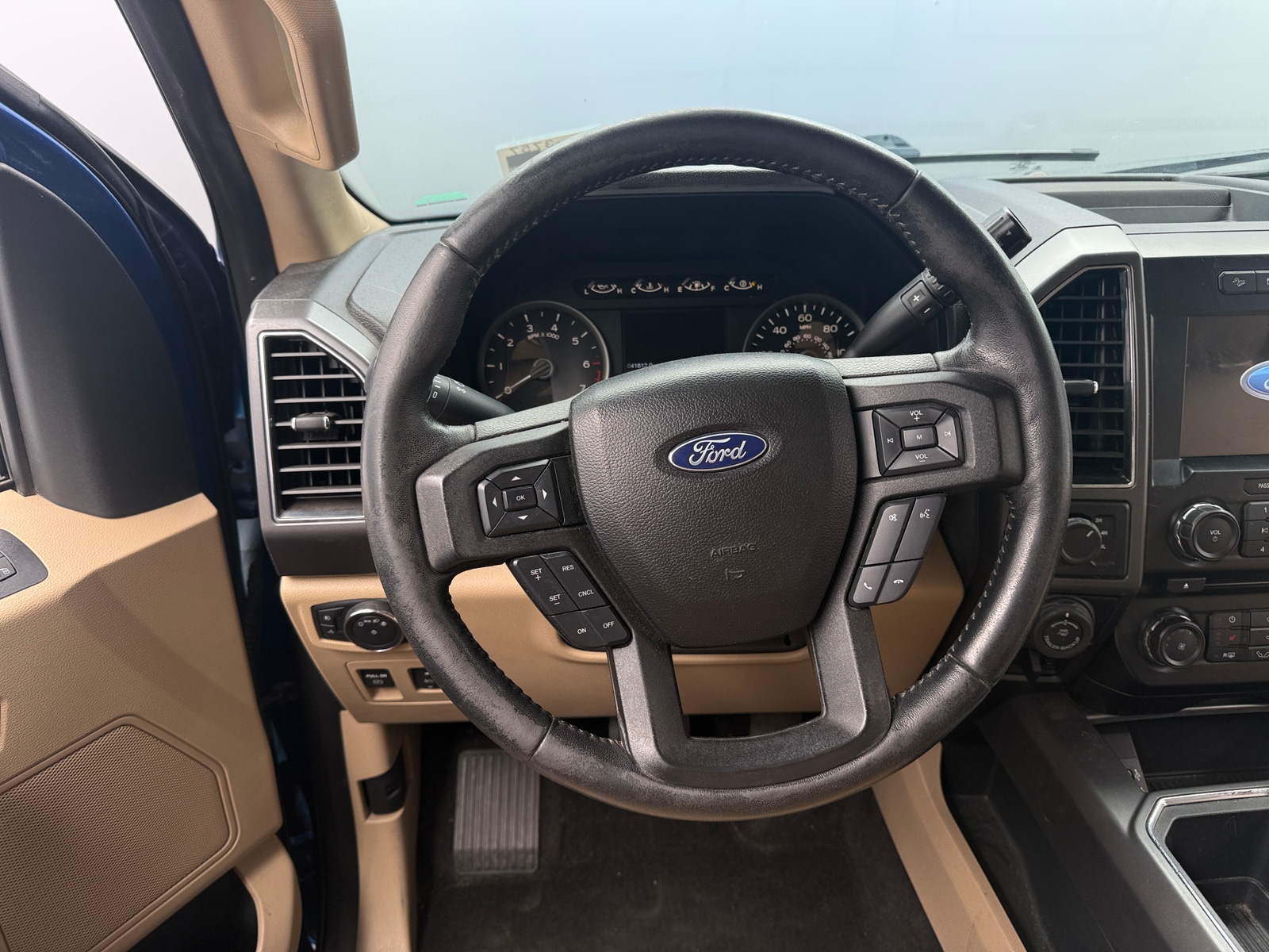 Thumbnail: 2018 Ford Econoline - 5