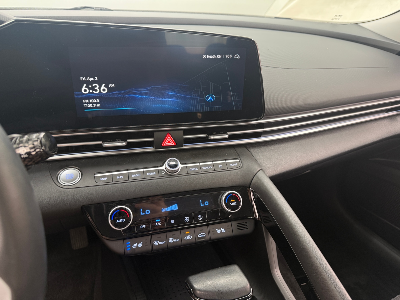 Thumbnail: 2023 Hyundai Elantra - 3