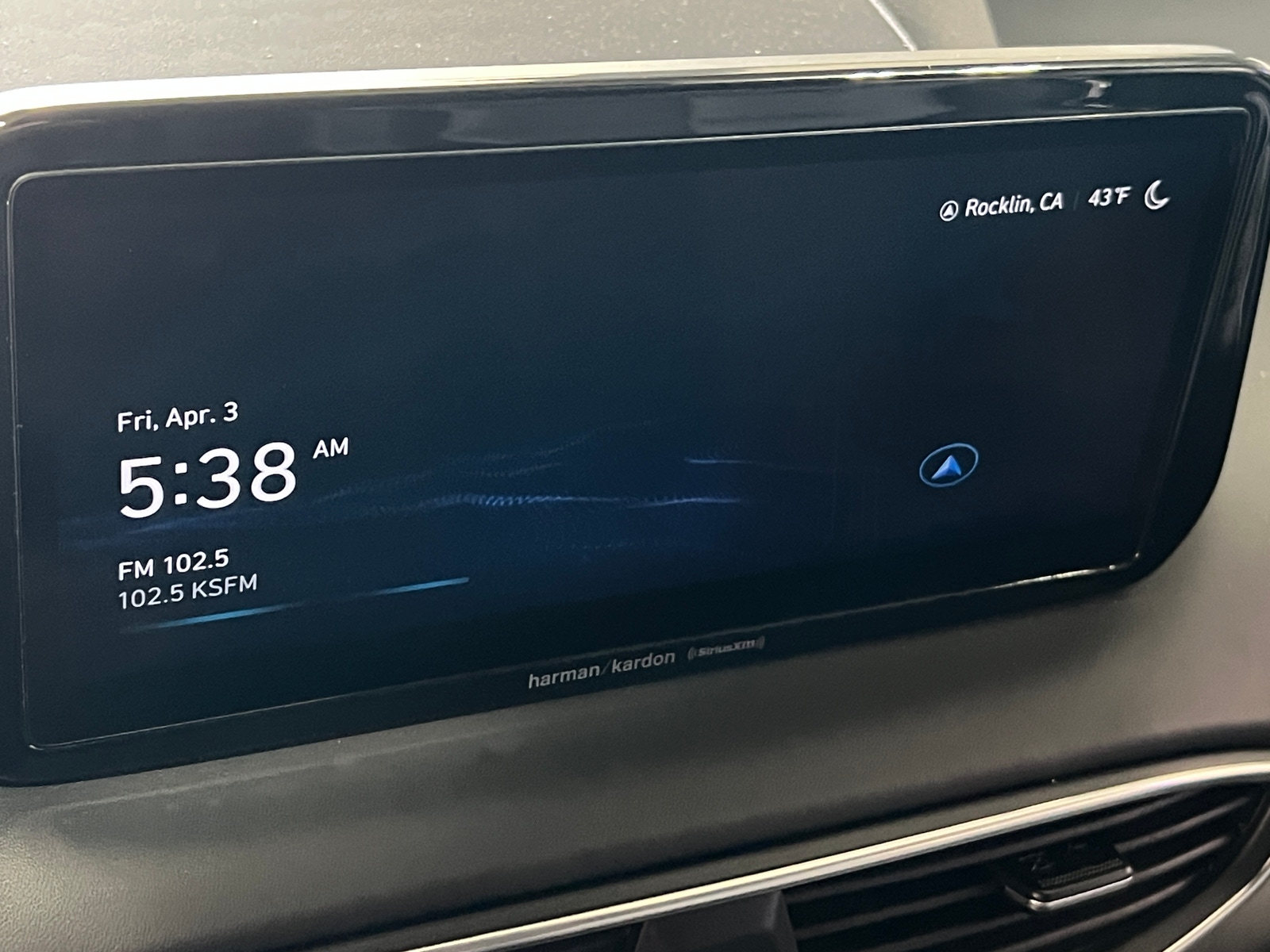 Thumbnail: 2022 Hyundai Santa Fe - 3