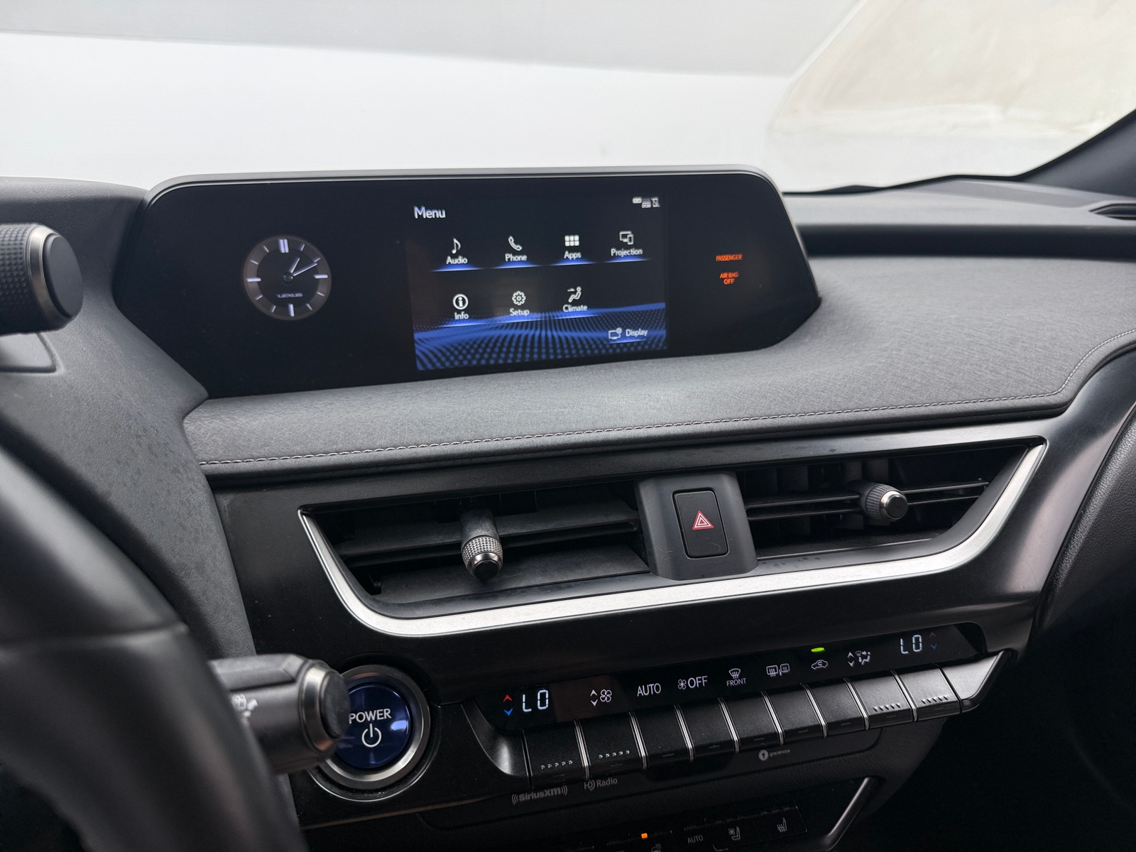 Thumbnail: 2021 Lexus UX - 3