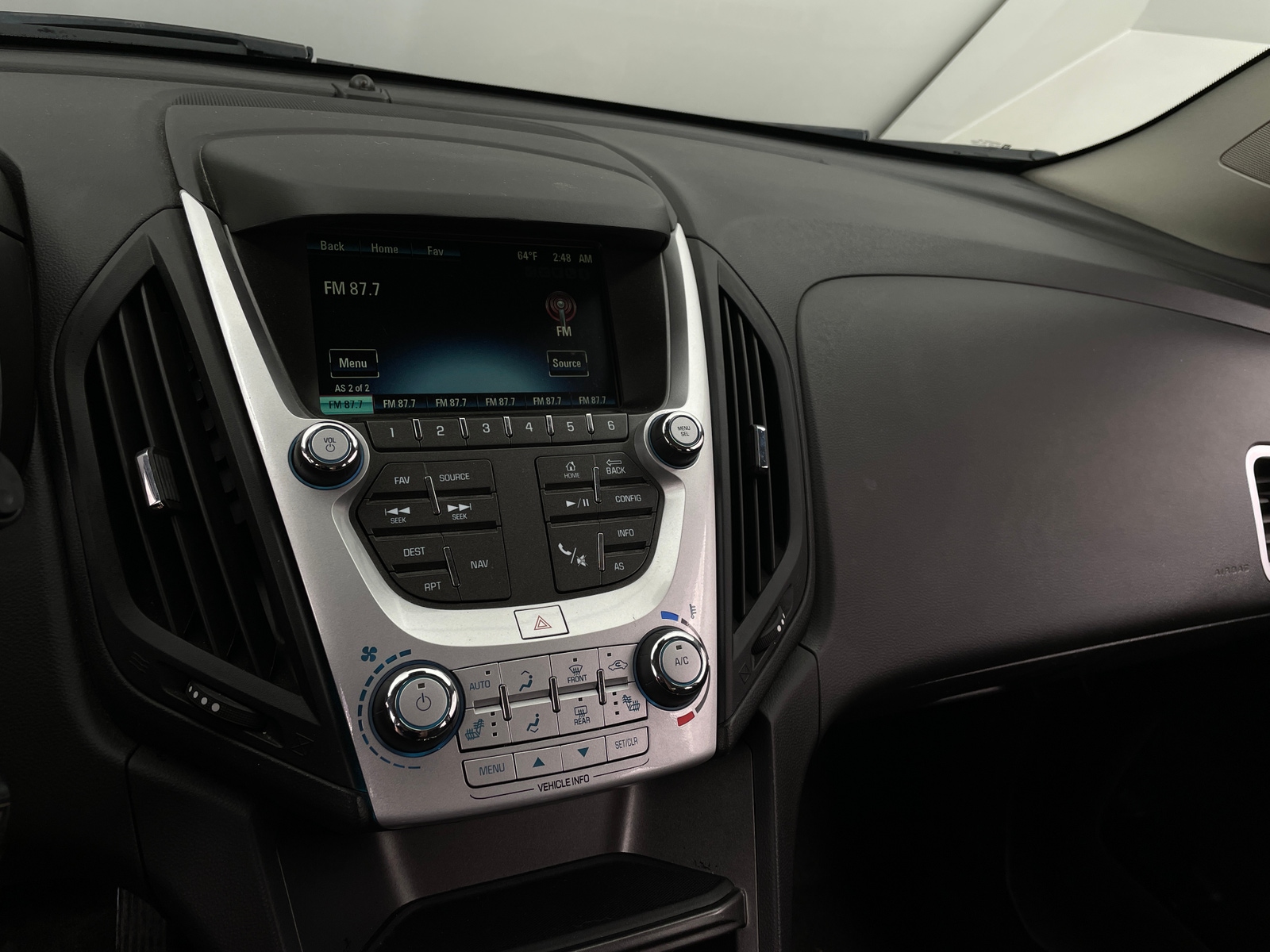 Thumbnail: 2016 Chevrolet Equinox - 4
