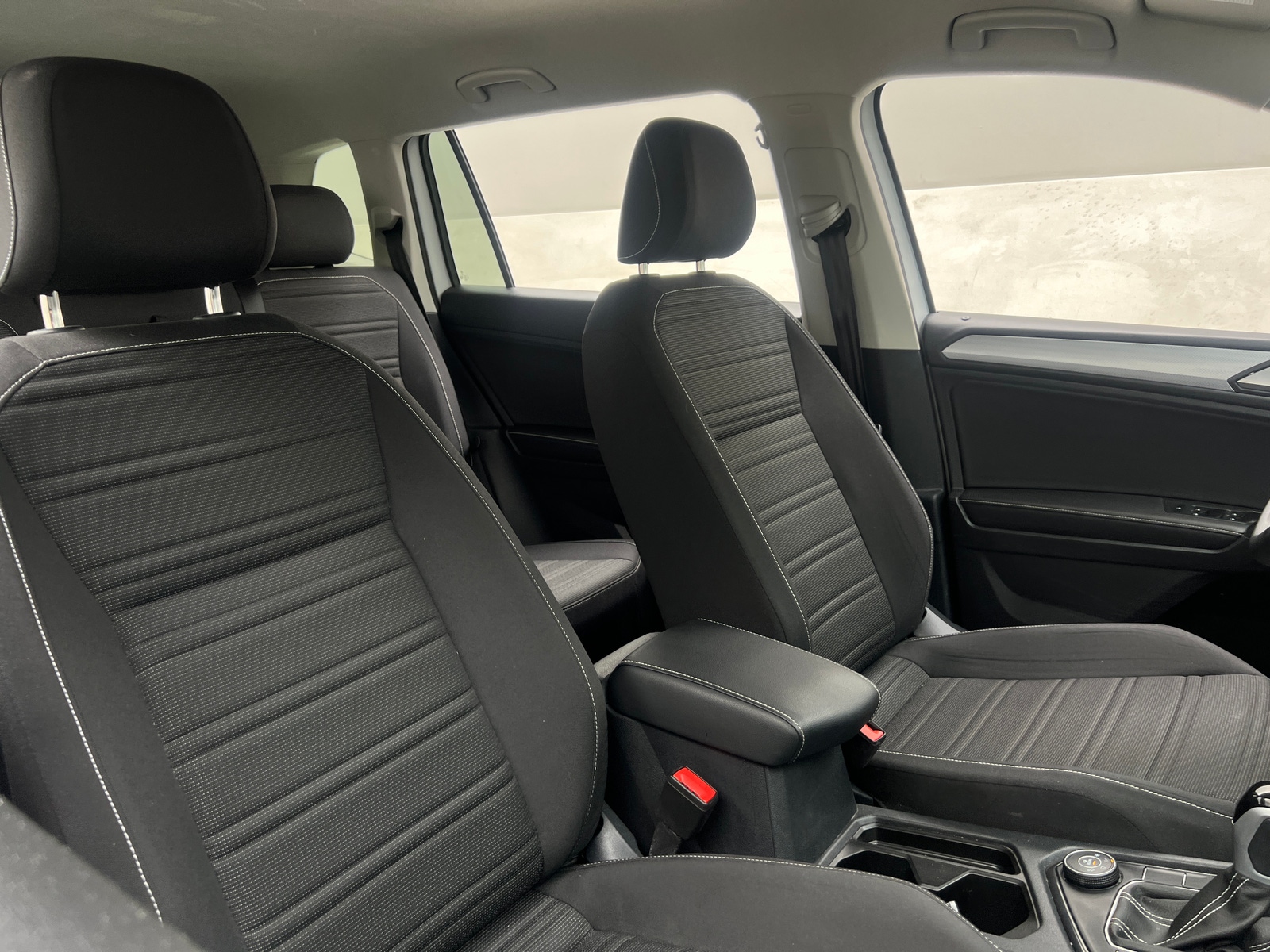 Thumbnail: 2024 Volkswagen Tiguan - 2