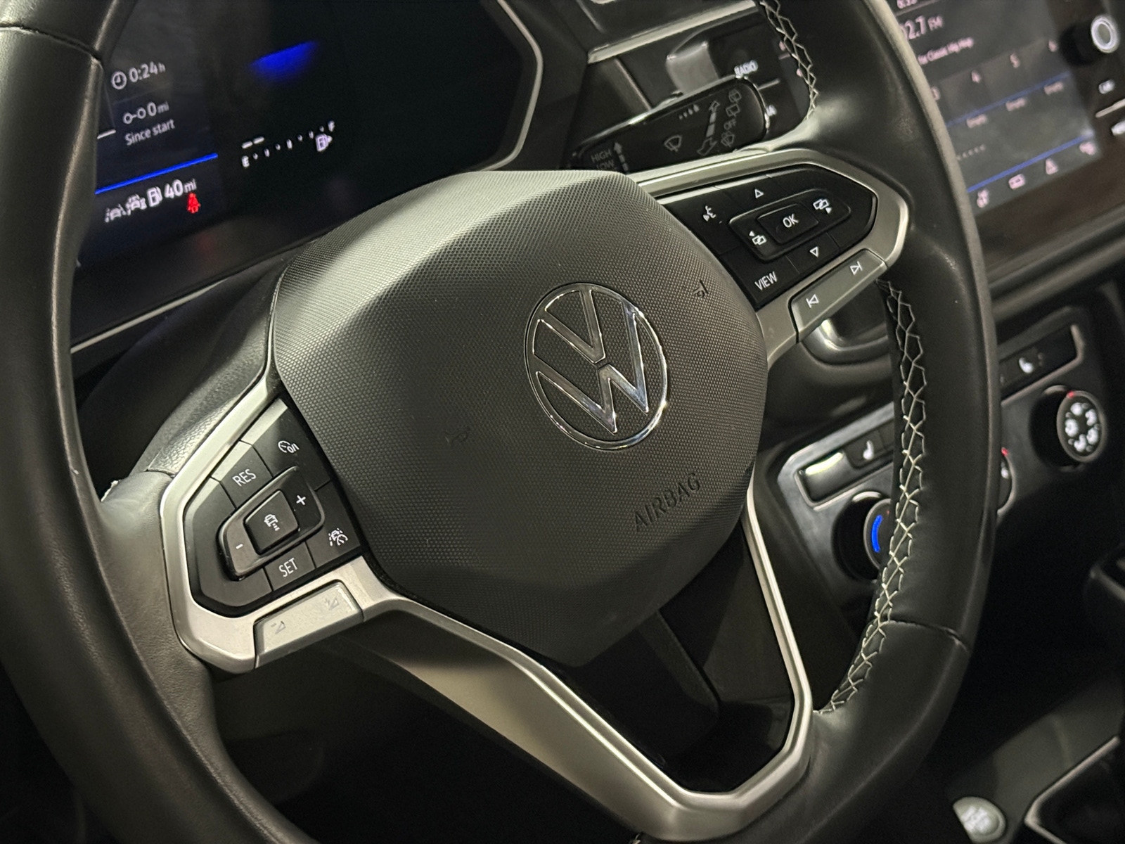 Thumbnail: 2024 Volkswagen Tiguan - 5