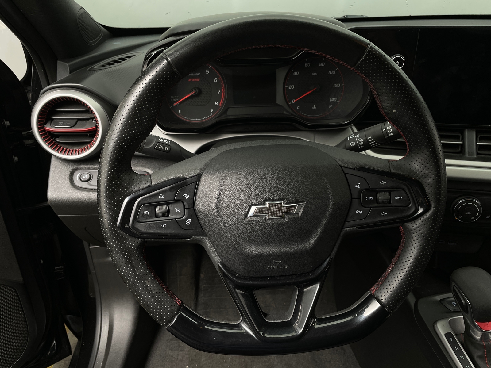 Thumbnail: 2025 Chevrolet Trax - 5