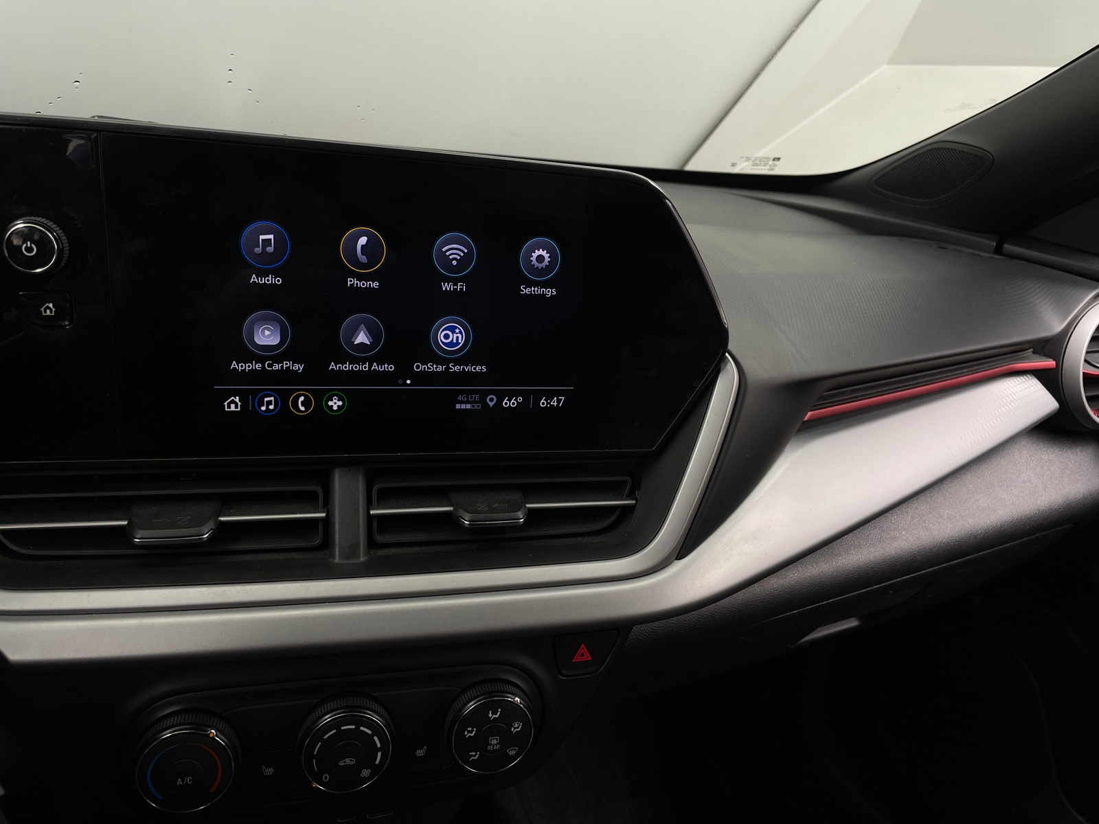 Thumbnail: 2025 Chevrolet Trax - 4