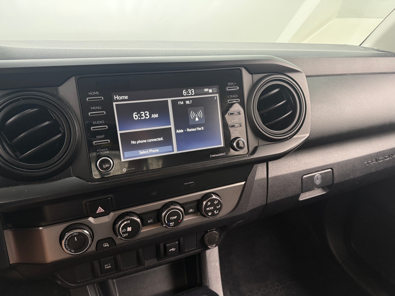 Thumbnail: 2020 Toyota Tacoma - 4