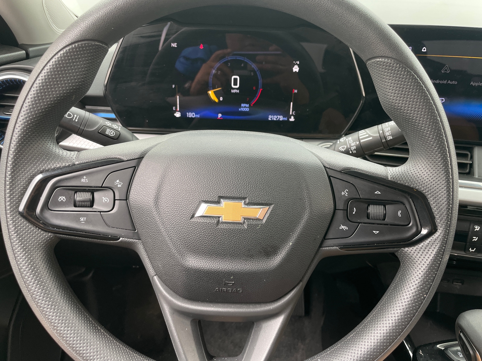 Thumbnail: 2025 Chevrolet Trax - 5