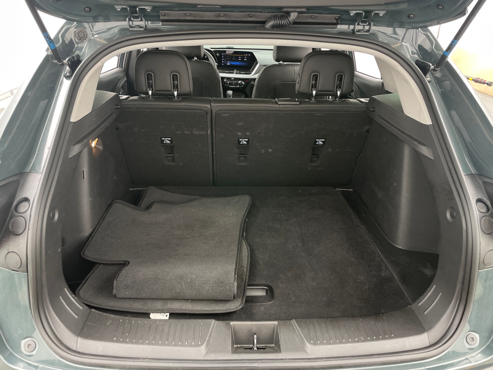 Thumbnail: 2025 Chevrolet Trax - 7