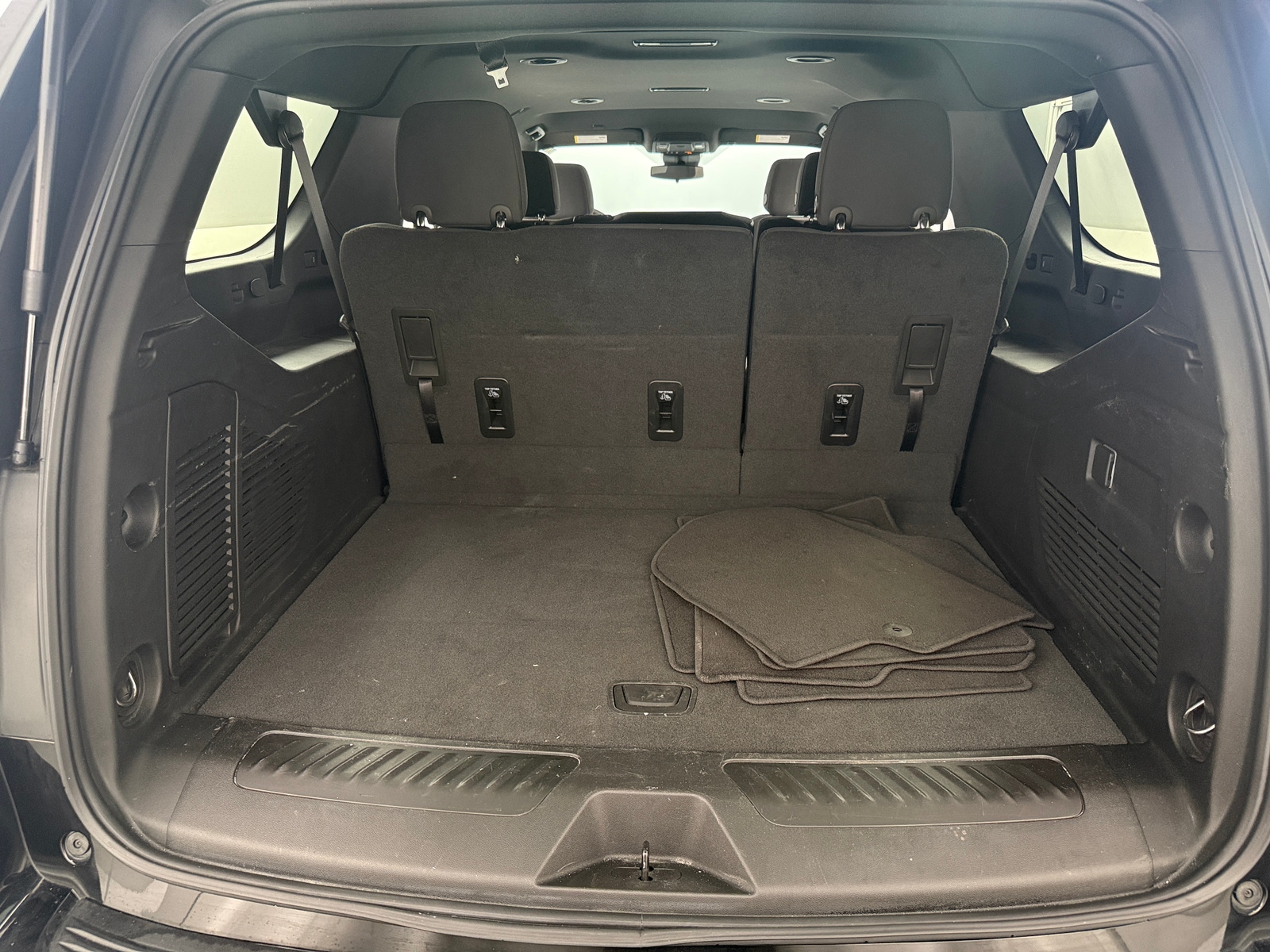 Thumbnail: 2024 Chevrolet Suburban - 7