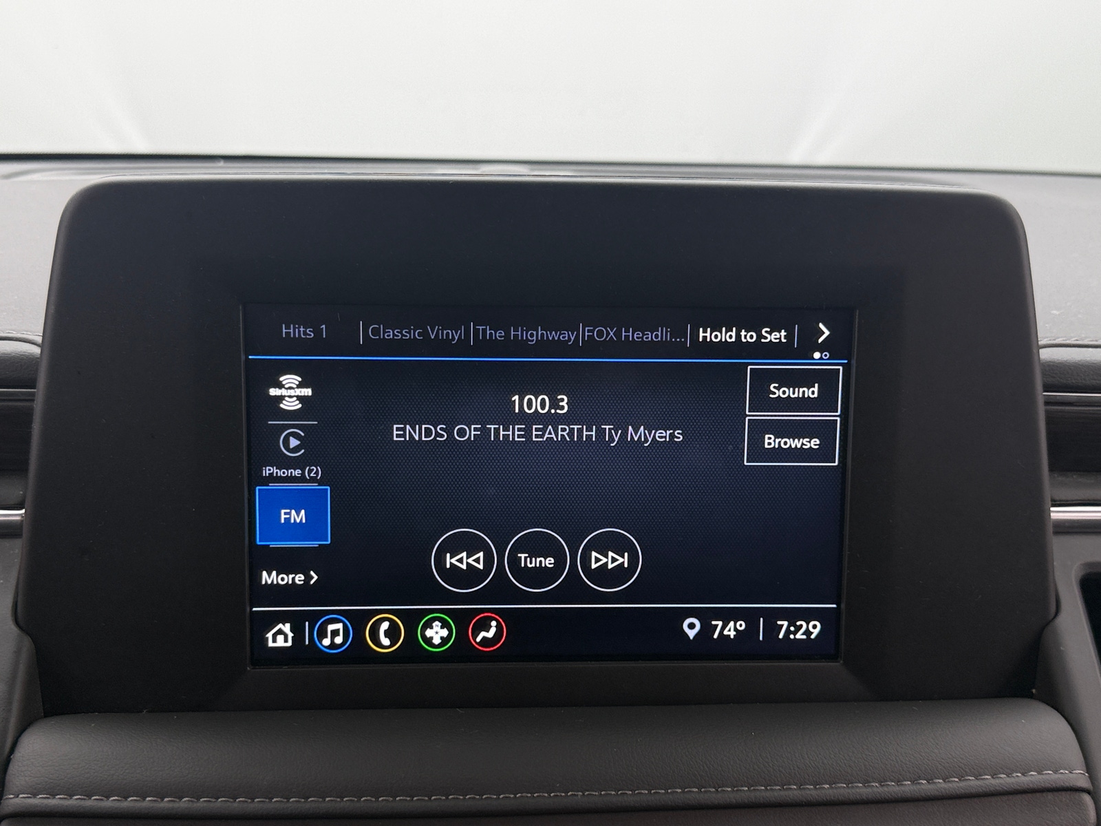 Thumbnail: 2024 Chevrolet Suburban - 4