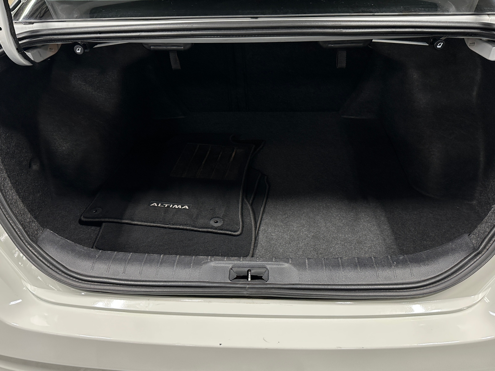 Thumbnail: 2025 Nissan Altima - 7