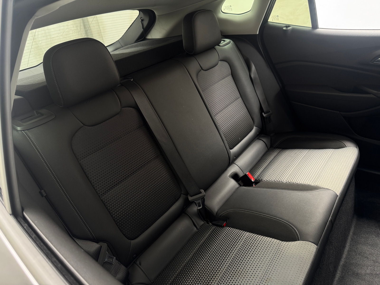 Thumbnail: 2025 Chevrolet Trax - 6