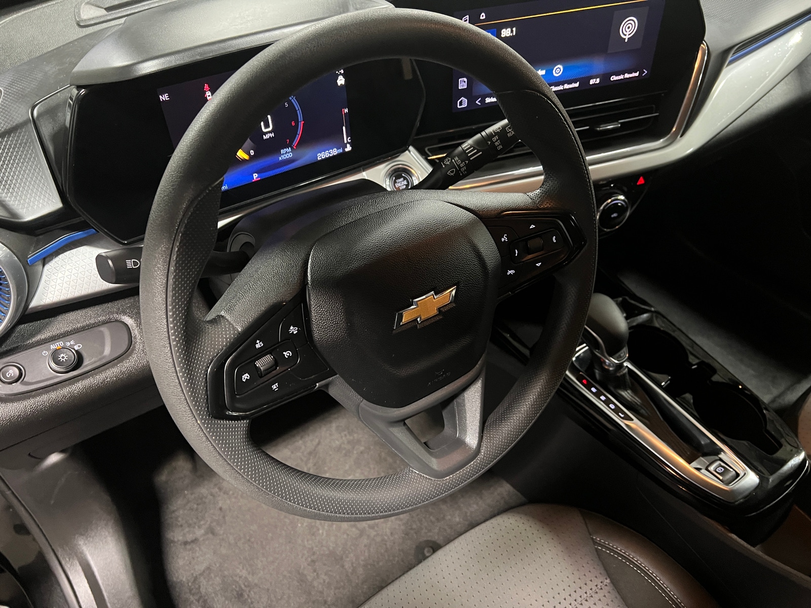 Thumbnail: 2025 Chevrolet Trax - 5