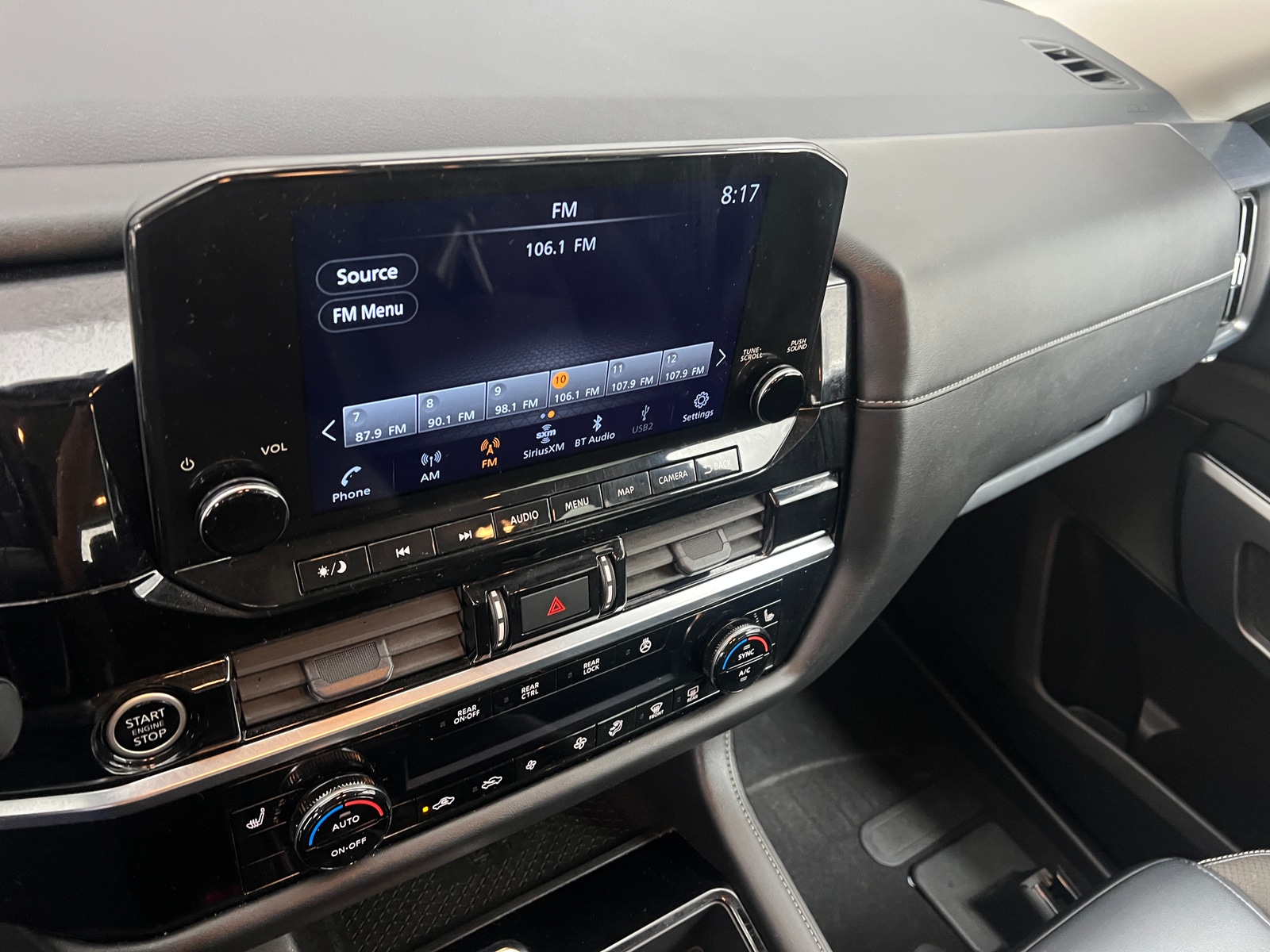 Thumbnail: 2023 Nissan Pathfinder - 3