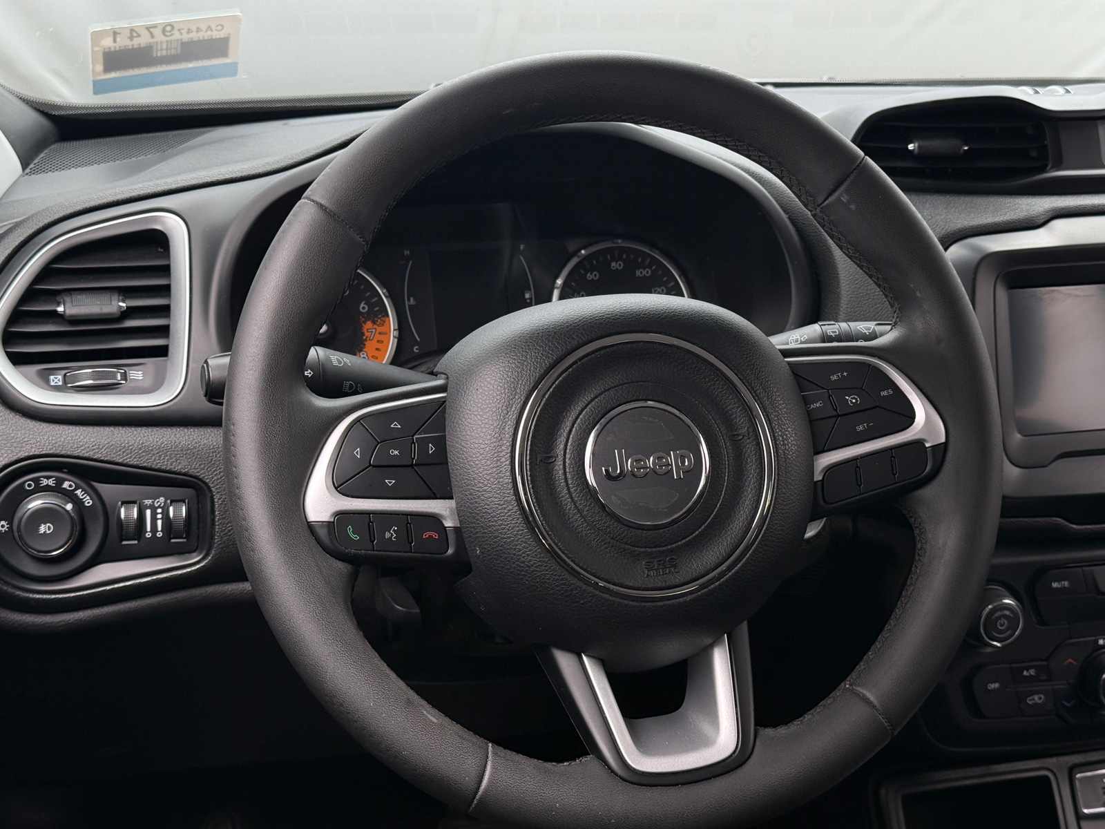 Thumbnail: 2018 Jeep Renegade - 5