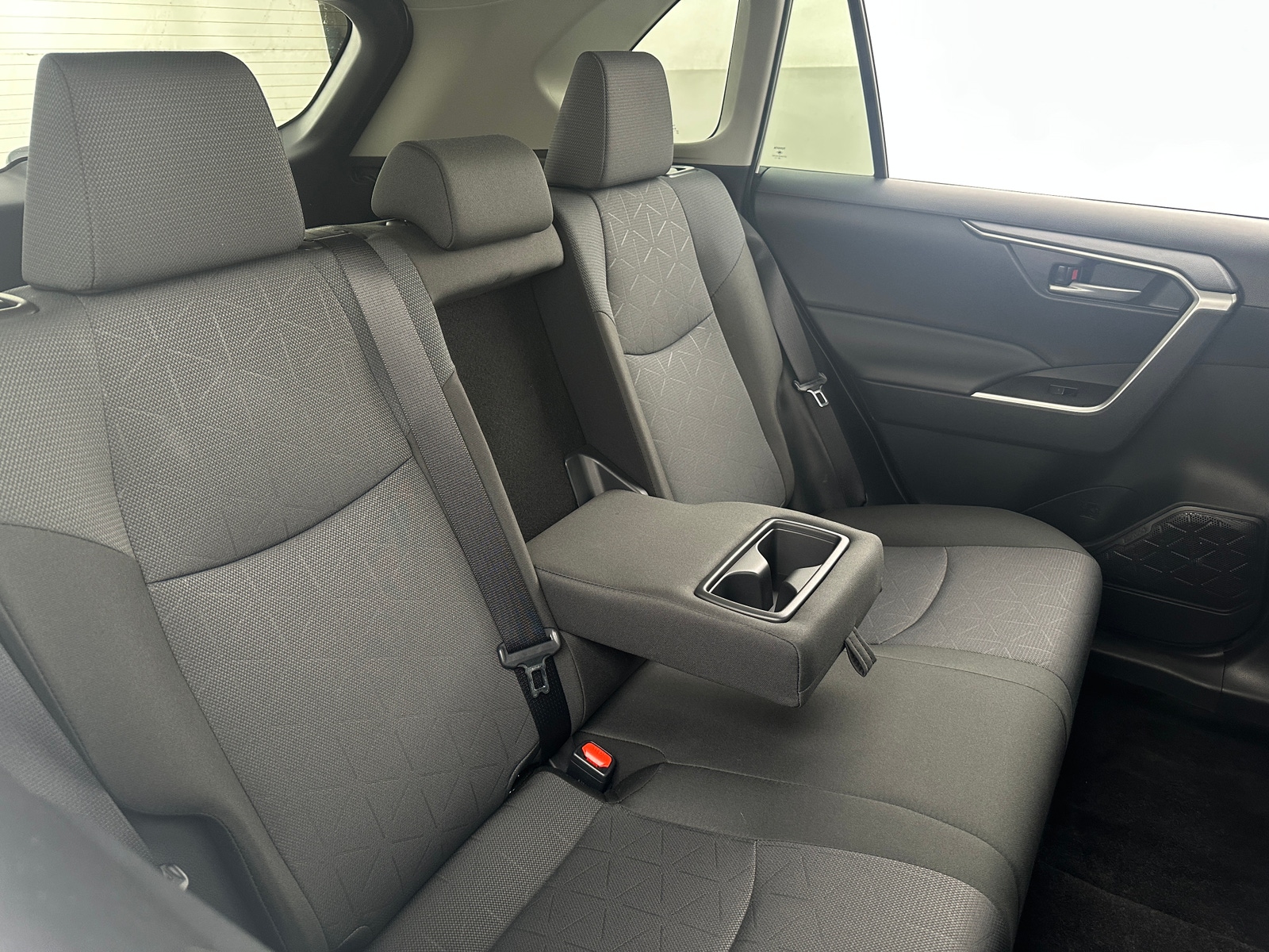 Thumbnail: 2025 Toyota RAV4 - 6