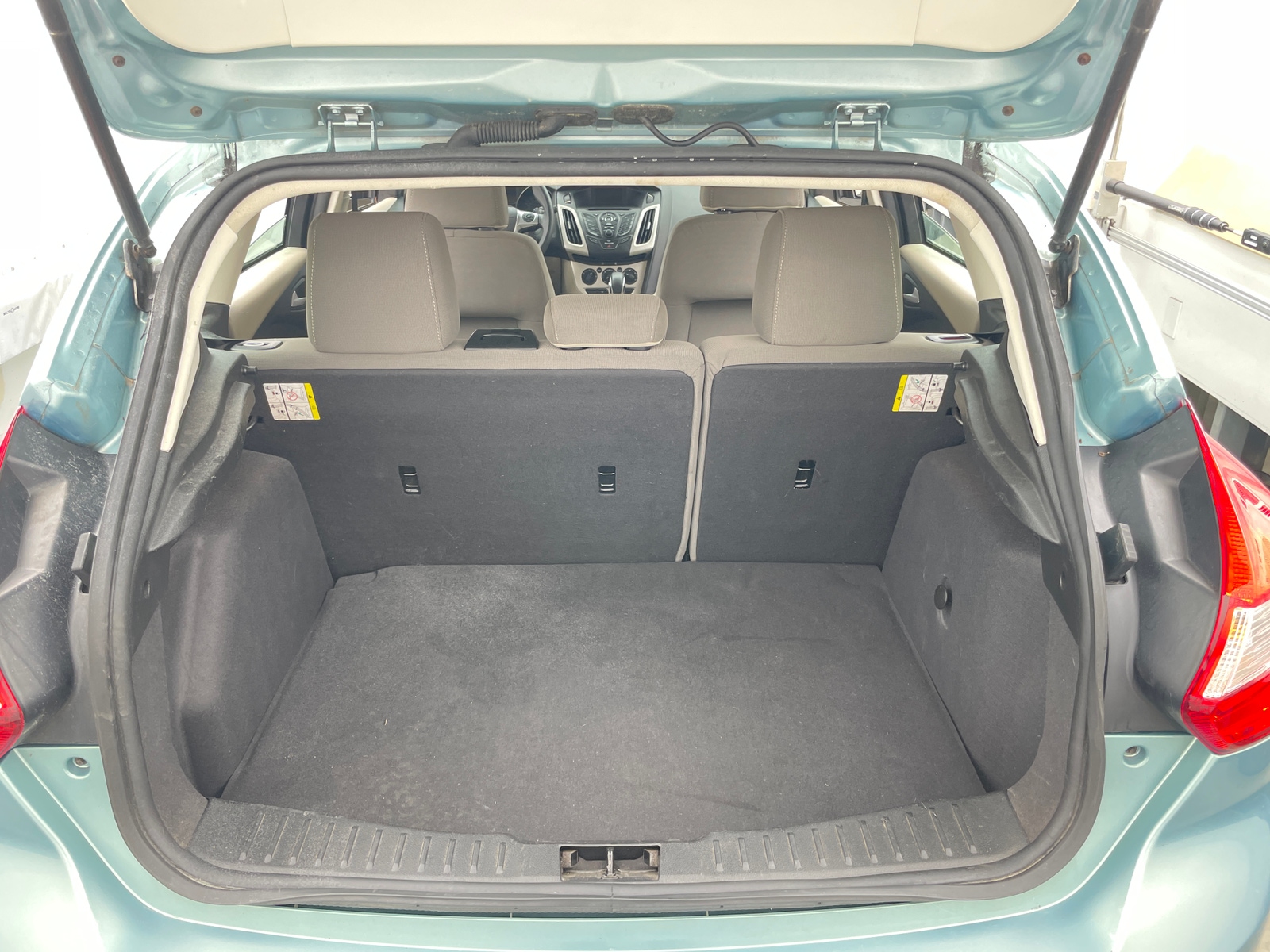 Thumbnail: 2012 Ford Focus - 7