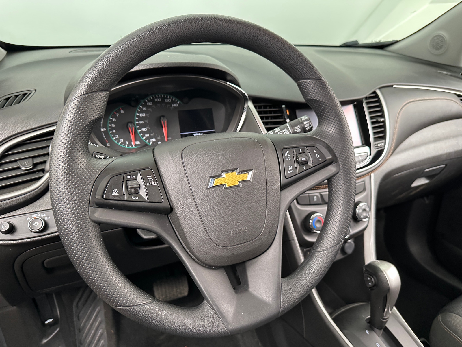 Thumbnail: 2020 Chevrolet Trax - 5